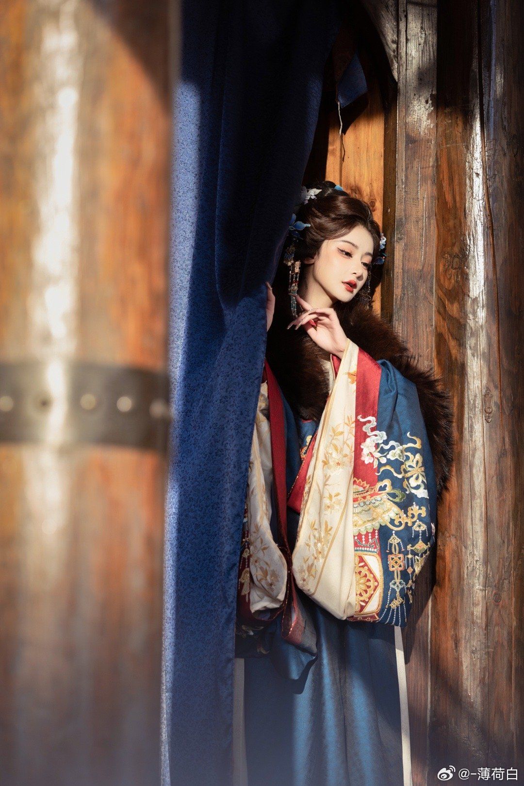 Embracing the Elegance of Chinese Heritage:Womens Hanfu Fashion in Ethnic Chinese Style