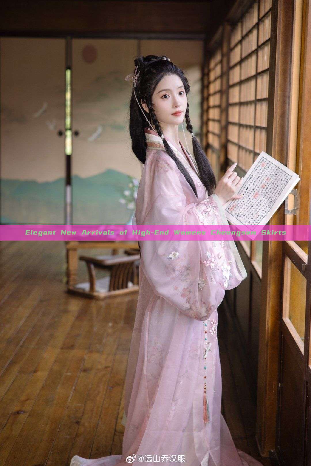 Elegant New Arrivals of High-End Womens Cheongsam Skirts Elegant New Arrivals of High-End Womens Cheongsam Skirts