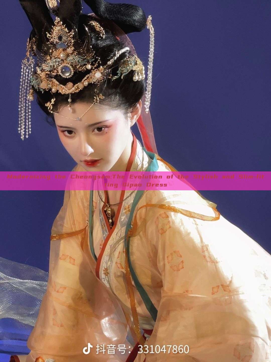 Modernizing the Cheongsam:The Evolution of the Stylish and Slim-fitting Qipao Dress Modernizing the Cheongsam:The Evolution of the Stylish and Slim-fitting Qipao Dress