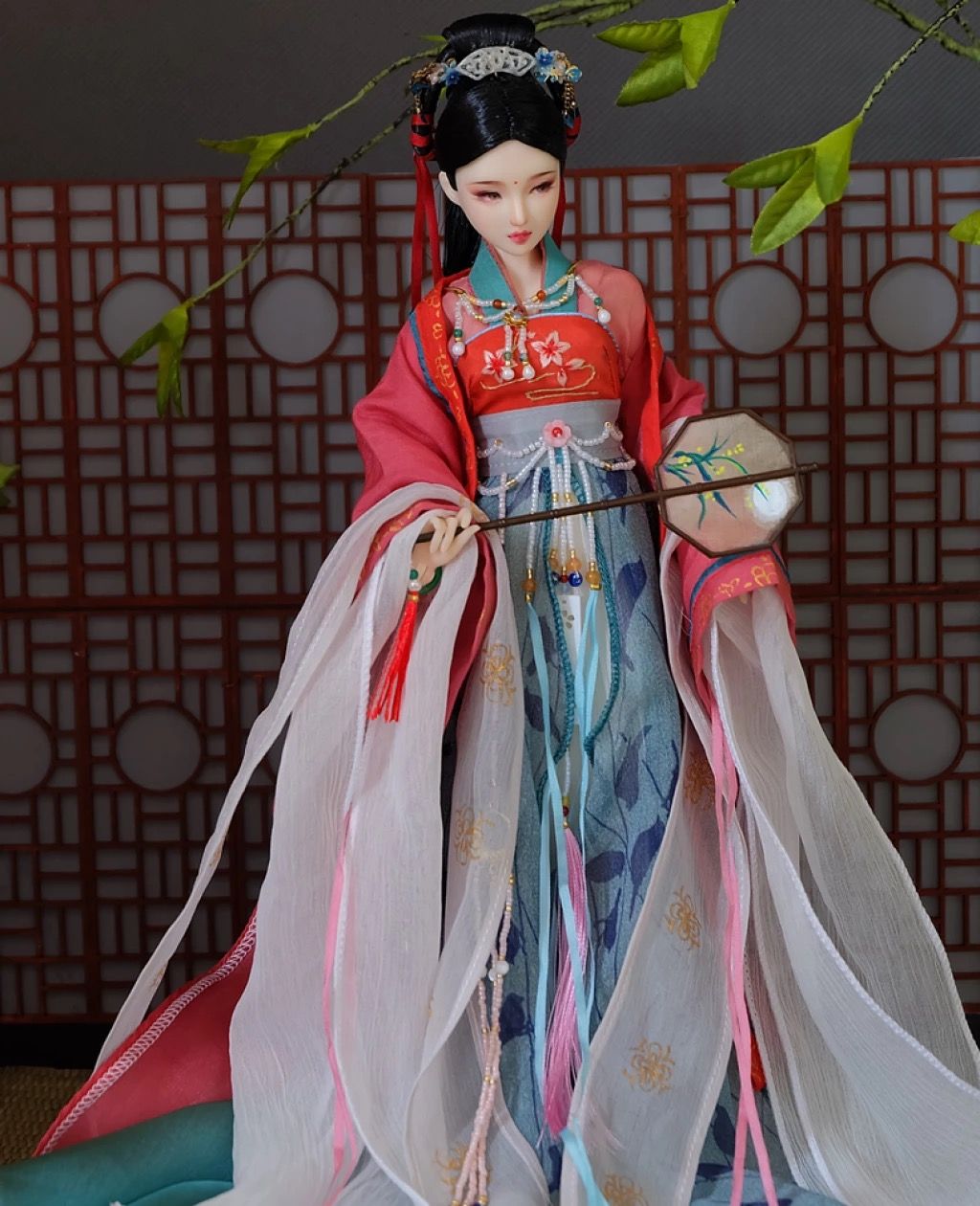 Summer in Style:Ming-Style Horseface Skirt Ensemble