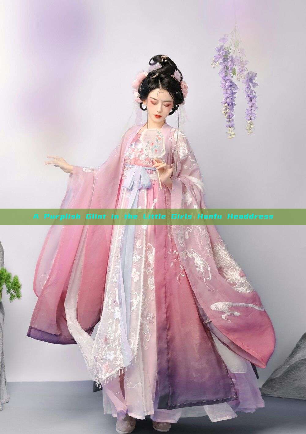 A Purplish Glint in the Little Girls Hanfu Headdress