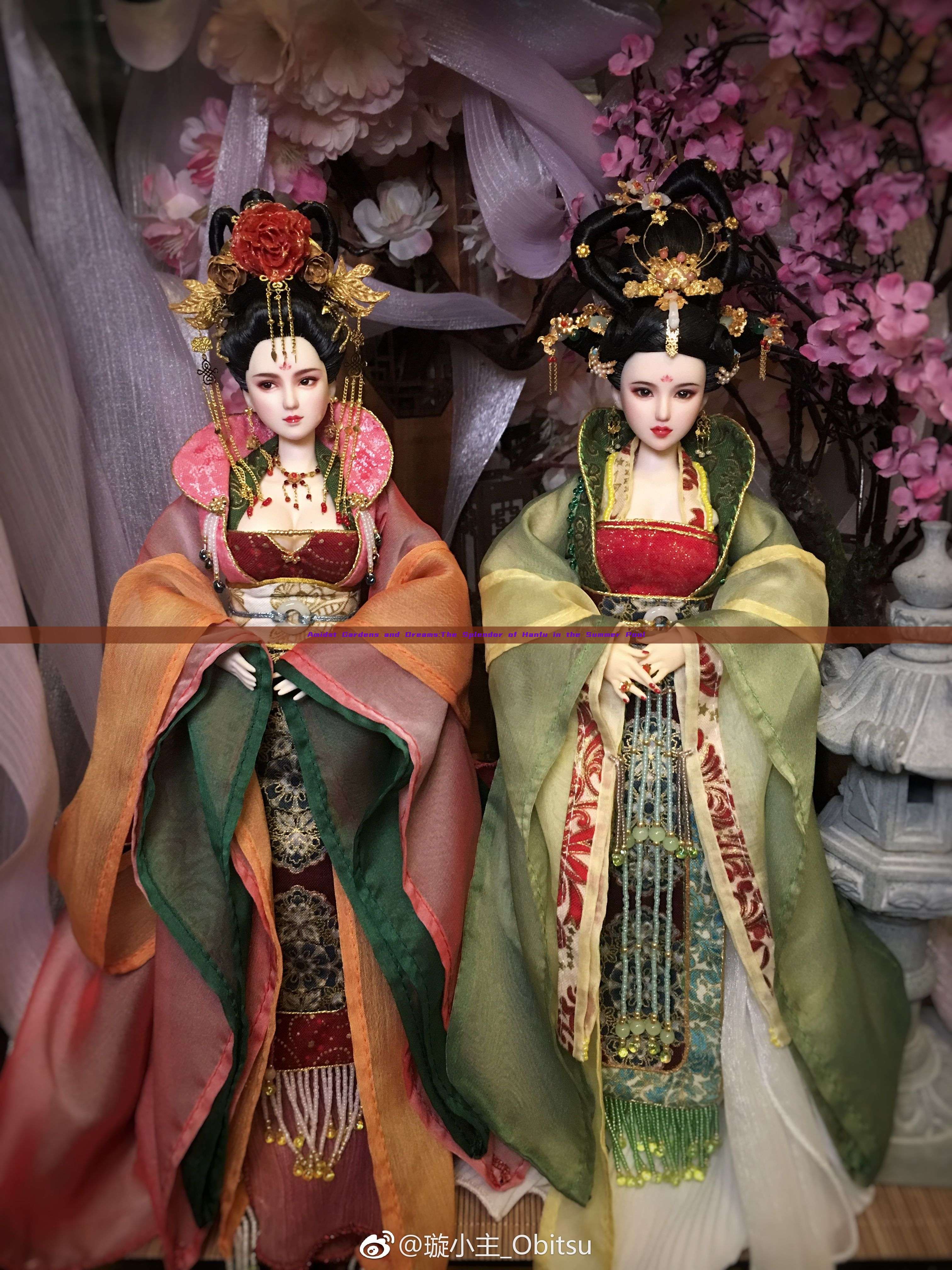 Amidst Gardens and Dreams:The Splendor of Hanfu in the Summer Pool Amidst Gardens and Dreams:The Splendor of Hanfu in the Summer Pool