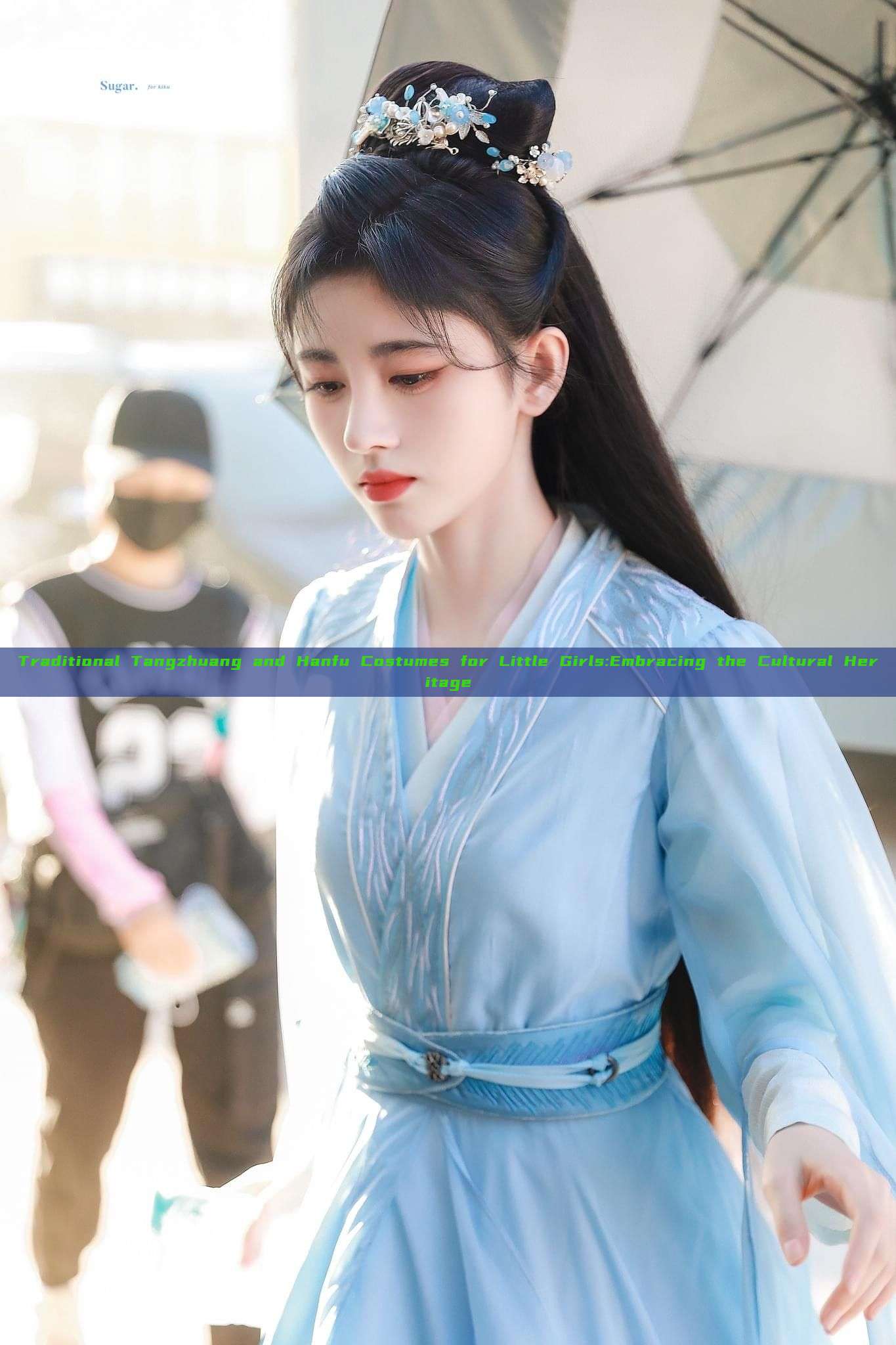 Traditional Tangzhuang and Hanfu Costumes for Little Girls:Embracing the Cultural Heritage Traditional Tangzhuang and Hanfu Costumes for Little Girls:Embracing the Cultural Heritage