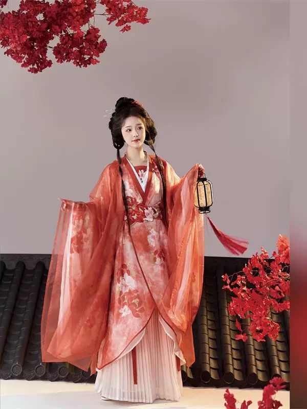 First Encounter with the Qiyi Original Hanfu:Eternal Grace in Traditional Elegance