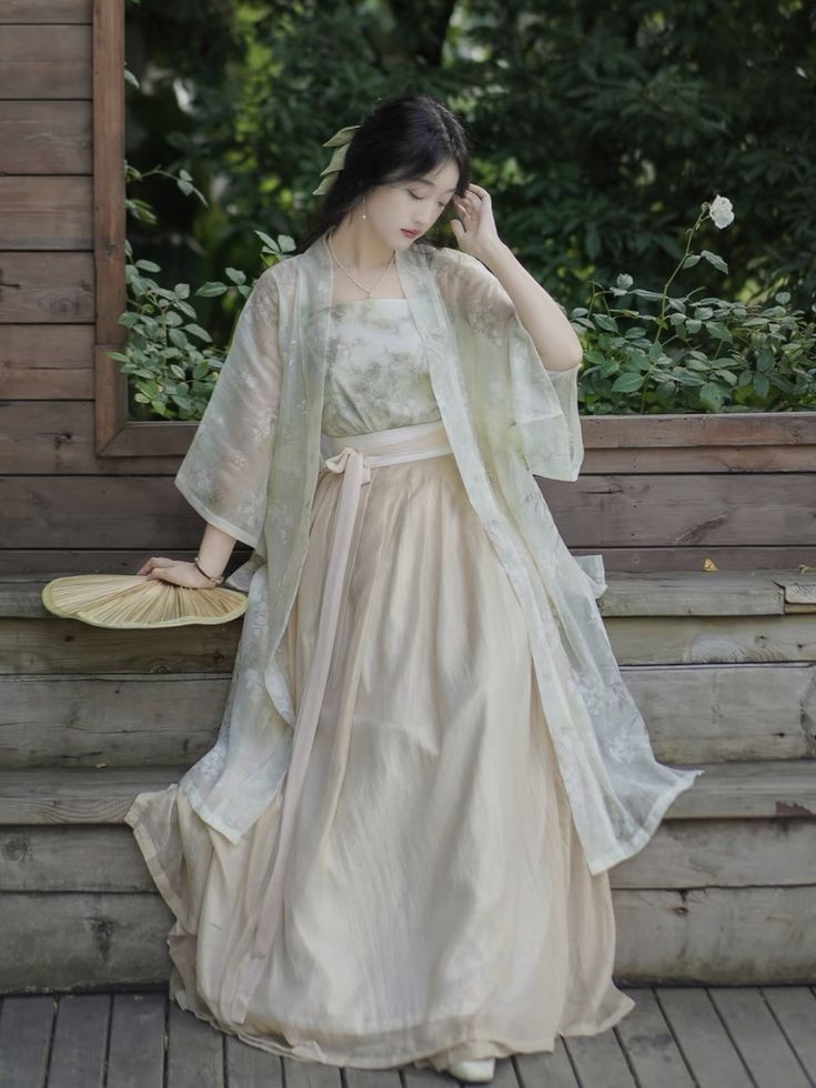 Spring and Autumn Hanfu Fashion for Young Girls:Embracing the Chinese Heritage in Modern Style