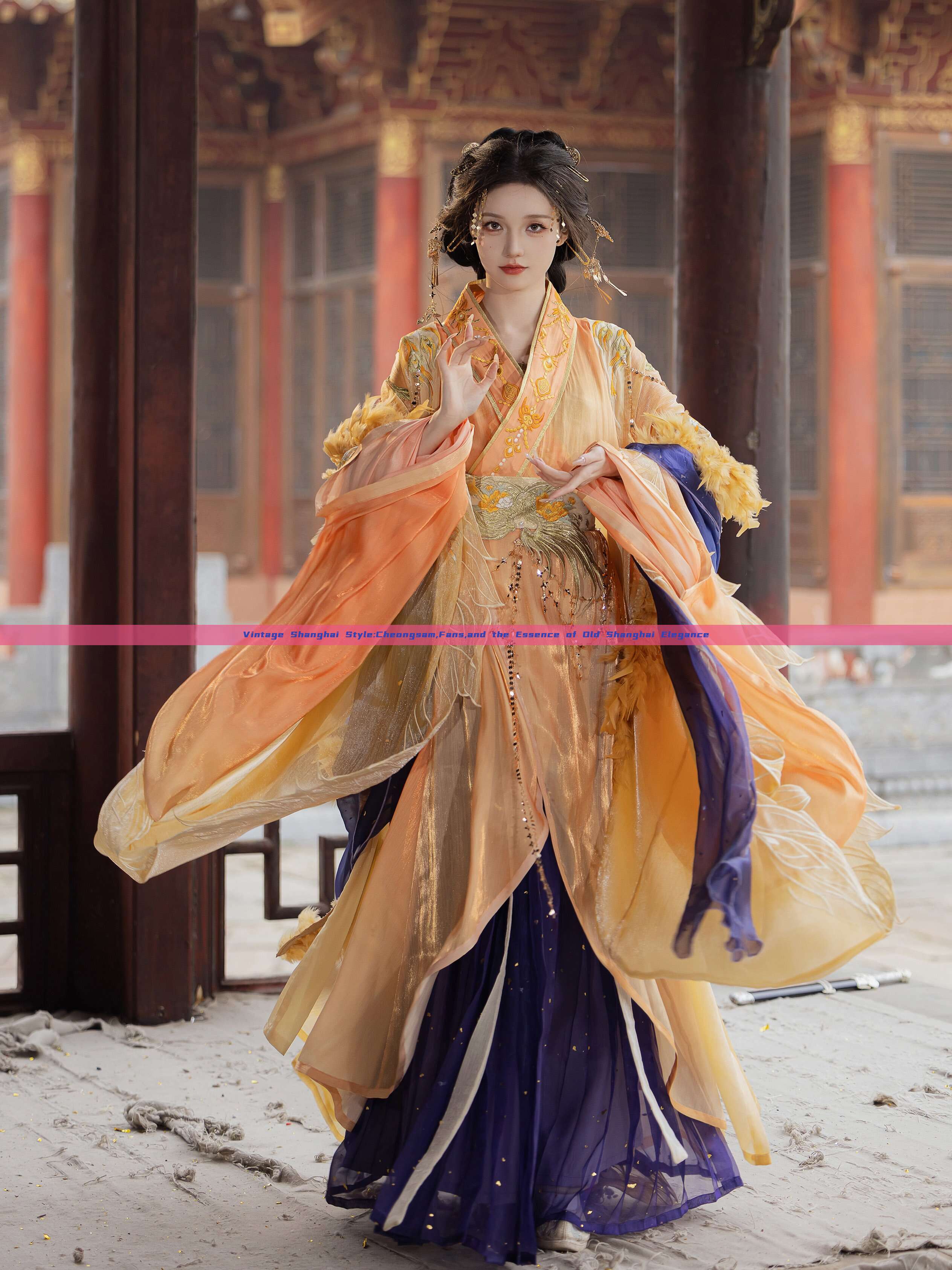 Vintage Shanghai Style:Cheongsam,Fans,and the Essence of Old Shanghai Elegance Vintage Shanghai Style:Cheongsam,Fans,and the Essence of Old Shanghai Elegance
