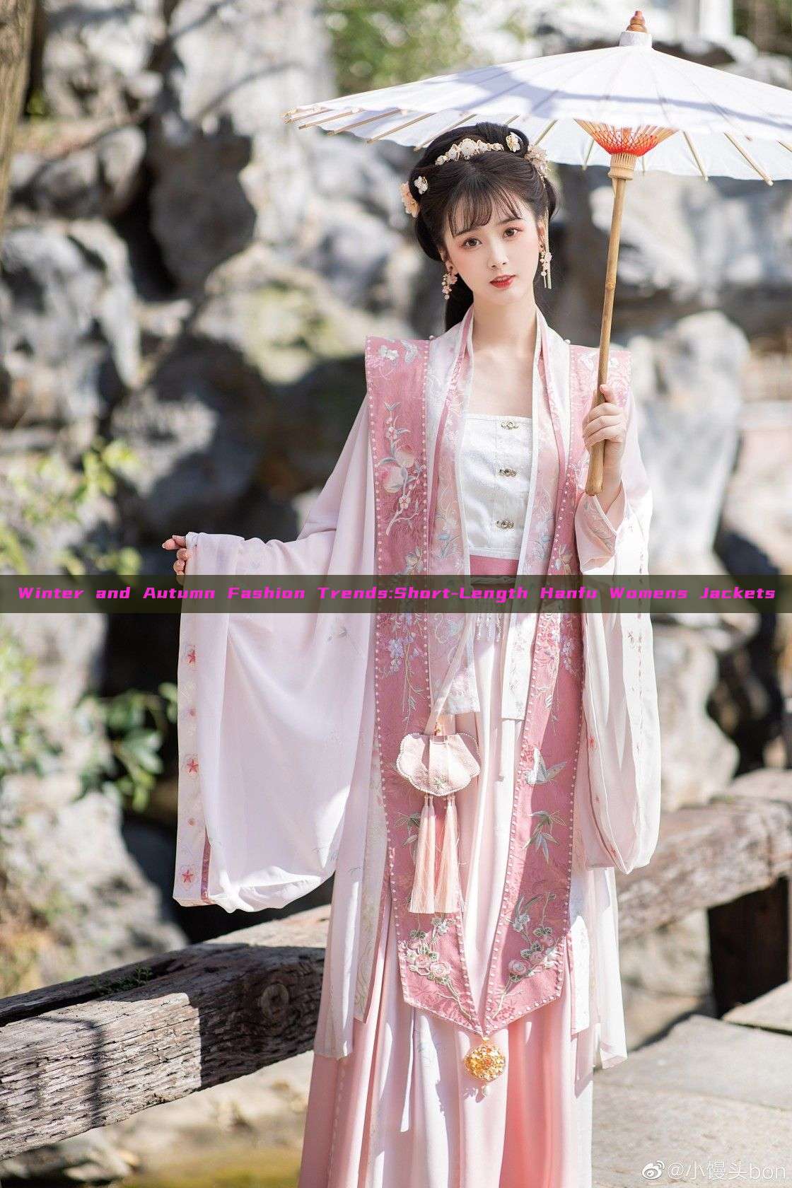 Winter and Autumn Fashion Trends:Short-Length Hanfu Womens Jackets
