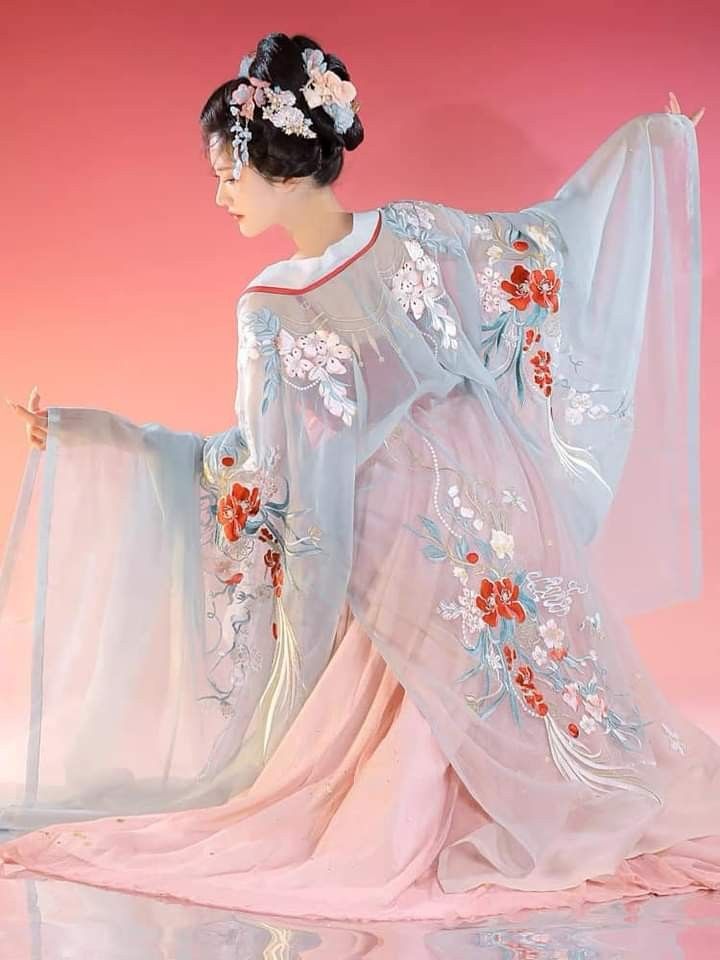 Exclusive New High-End Cheongsam Skirts:The Latest Fashion Statement in a Premium Collection Exclusive New High-End Cheongsam Skirts:The Latest Fashion Statement in a Premium Collection