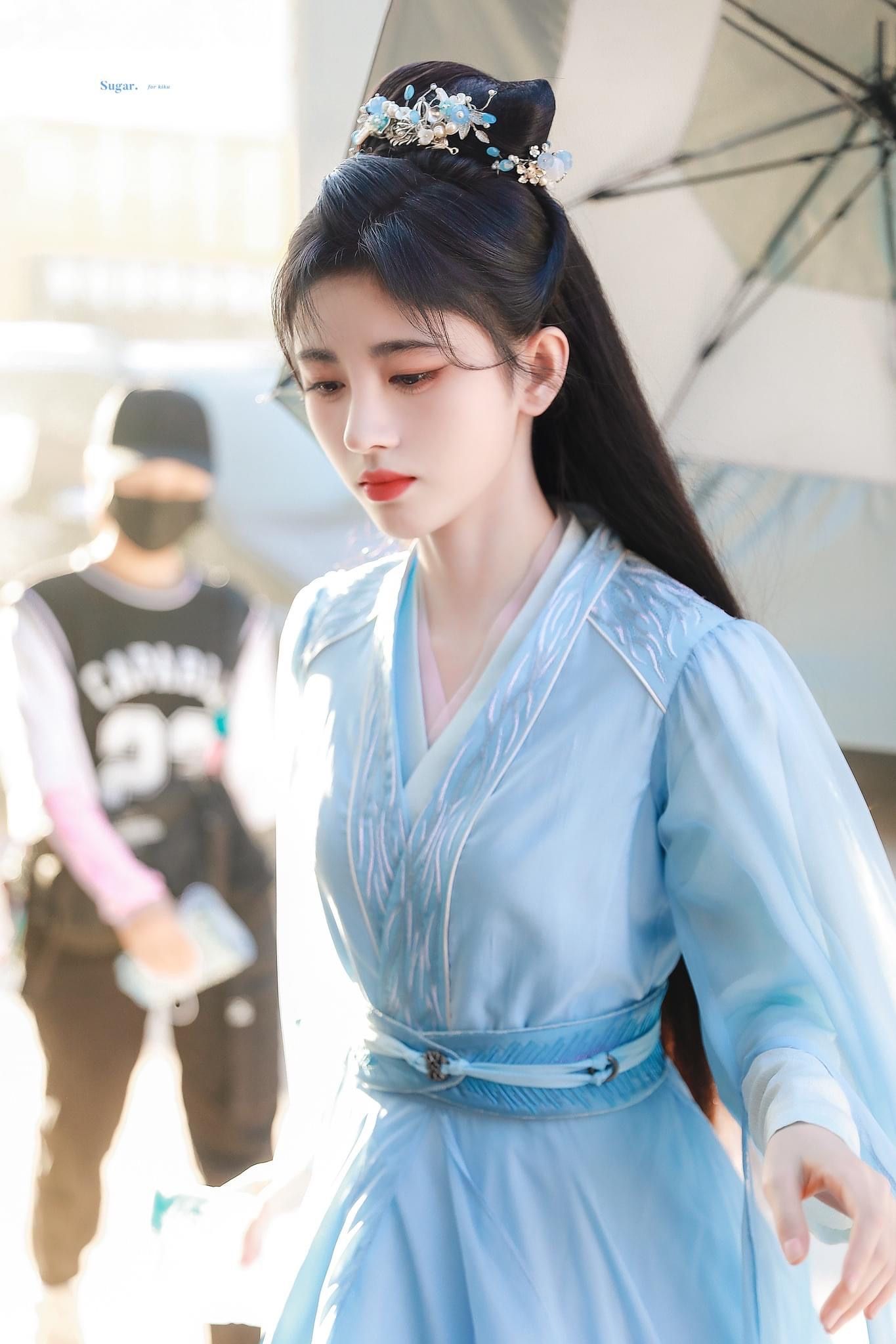 The Rise of Pashmina Cheongsam:A Fashion Statement in Autumn-Winter The Rise of Pashmina Cheongsam:A Fashion Statement in Autumn-Winter