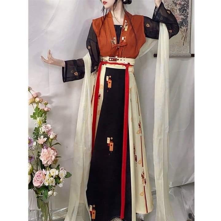 Hanfu Fashion for 12-Year-Old Girls:Summer Attire Exploration