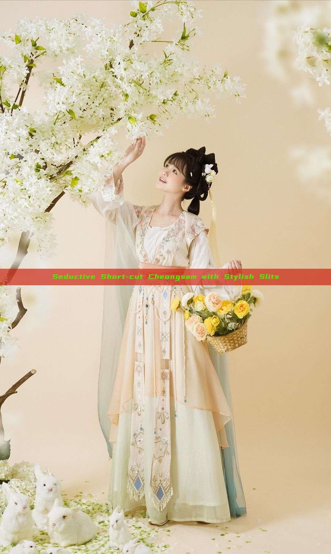 Seductive Short-cut Cheongsam with Stylish Slits Seductive Short-cut Cheongsam with Stylish Slits