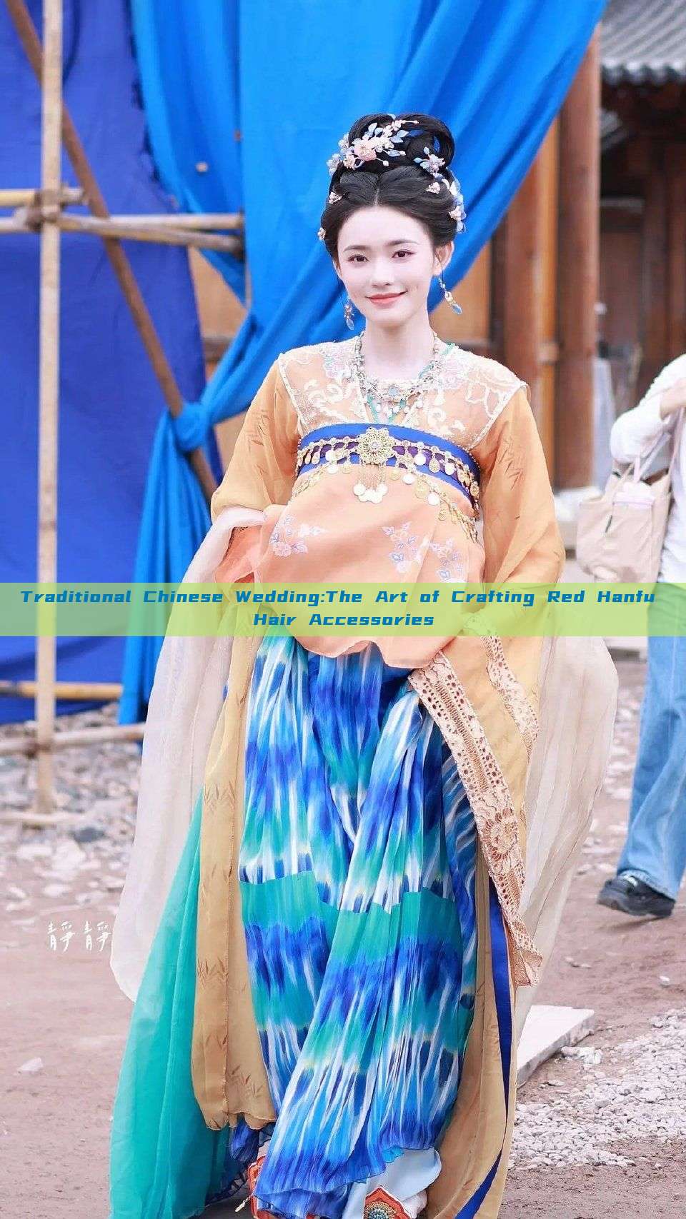 Traditional Chinese Wedding:The Art of Crafting Red Hanfu Hair Accessories Traditional Chinese Wedding:The Art of Crafting Red Hanfu Hair Accessories