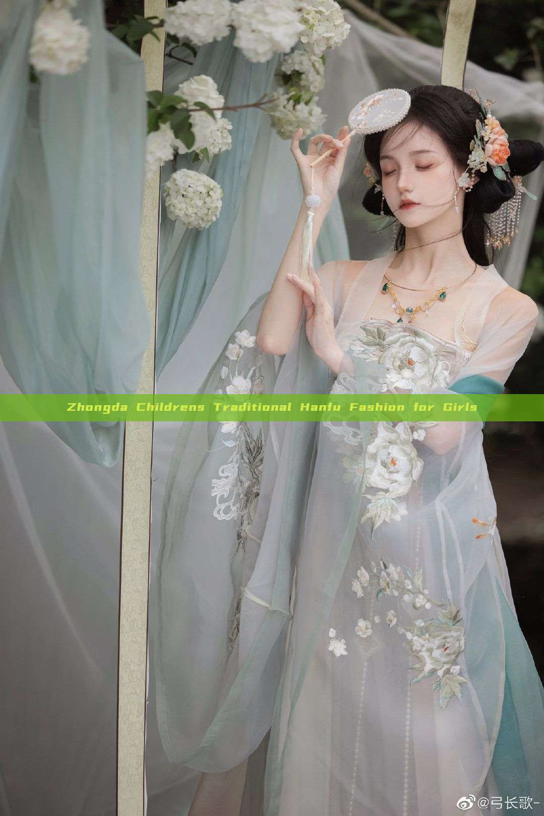 Zhongda Childrens Traditional Hanfu Fashion for Girls Zhongda Childrens Traditional Hanfu Fashion for Girls