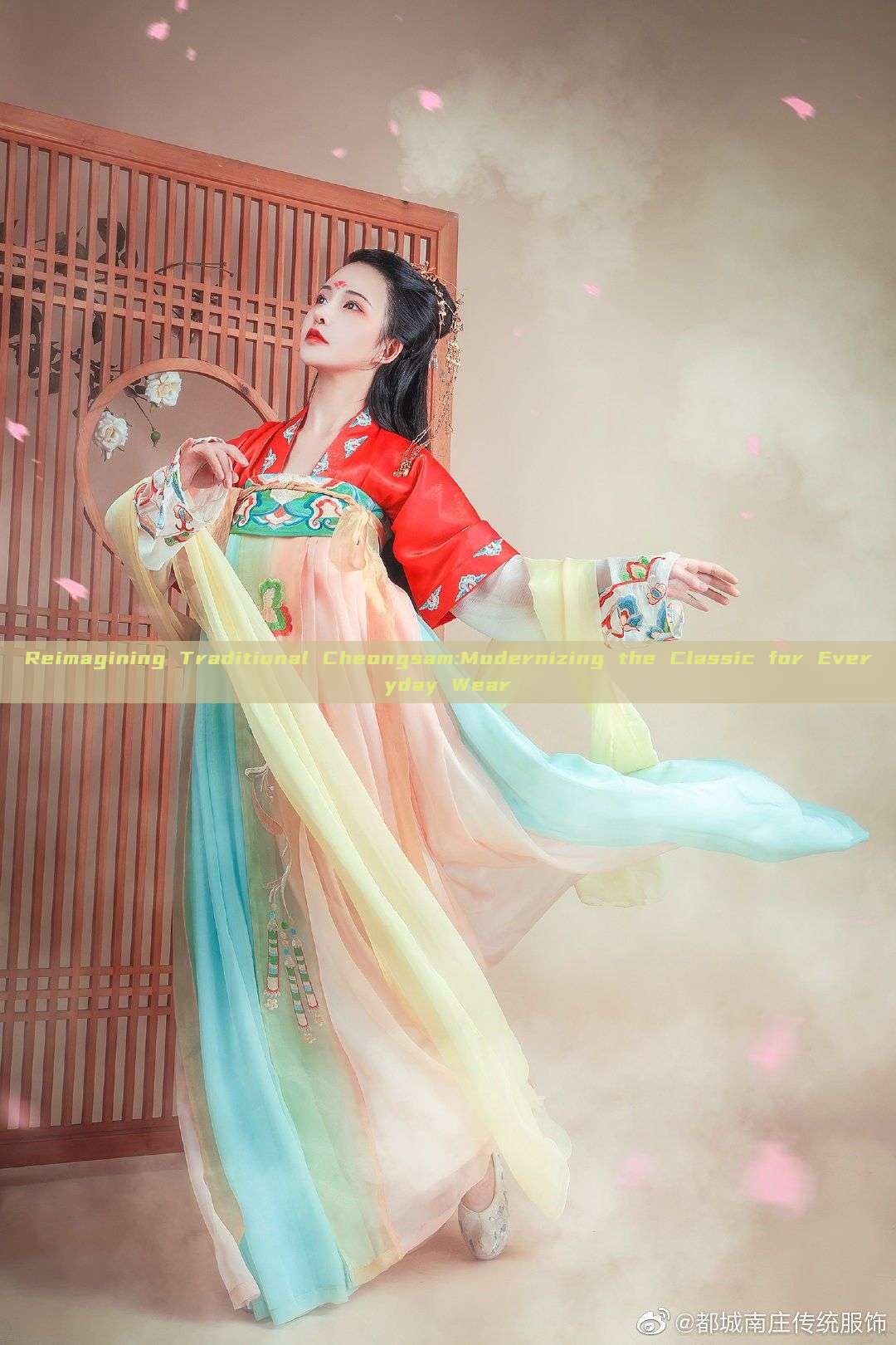 Reimagining Traditional Cheongsam:Modernizing the Classic for Everyday Wear Reimagining Traditional Cheongsam:Modernizing the Classic for Everyday Wear