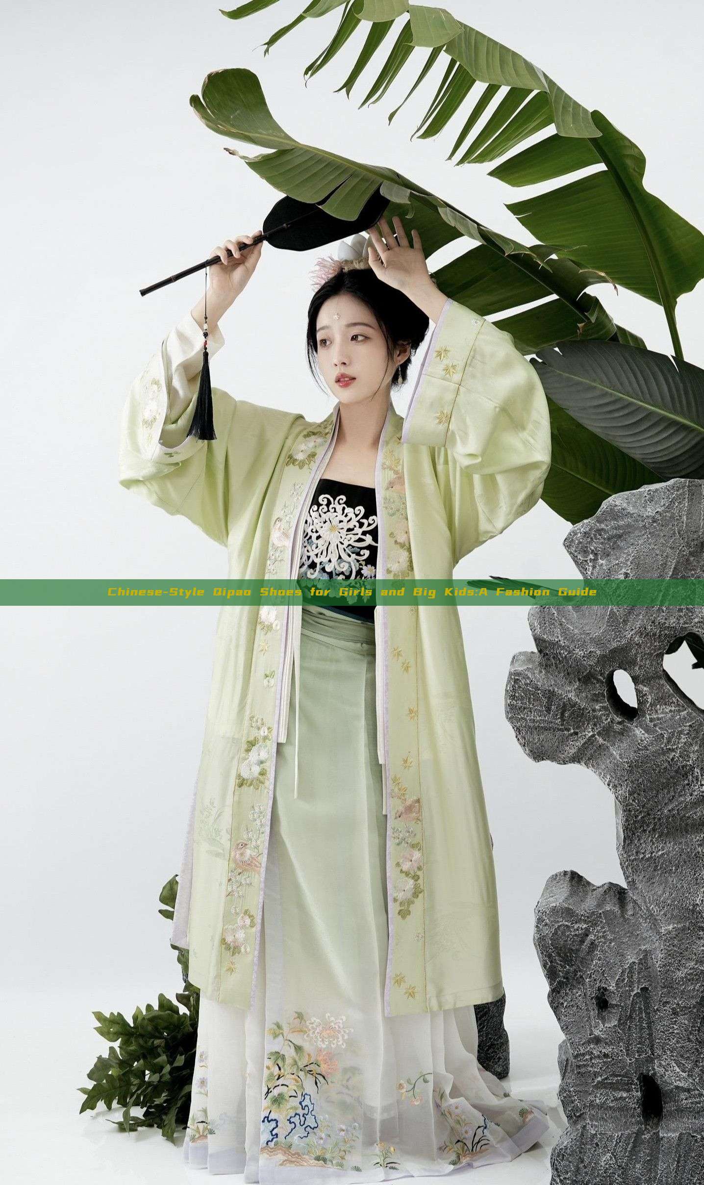 Chinese-Style Qipao Shoes for Girls and Big Kids:A Fashion Guide Chinese-Style Qipao Shoes for Girls and Big Kids:A Fashion Guide
