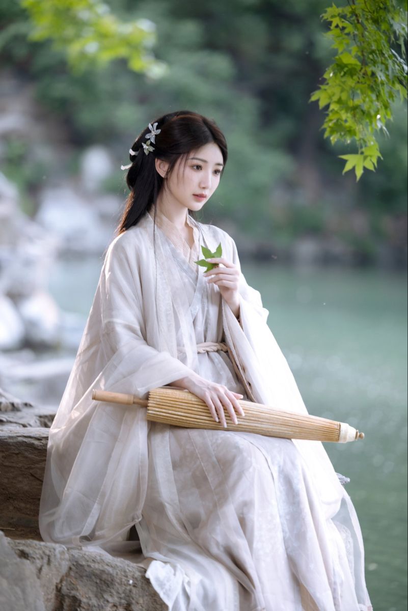 The Rise of Hanfu Fashion for Little Girls:Embracing Traditional Beauty in Childrens Wear The Rise of Hanfu Fashion for Little Girls:Embracing Traditional Beauty in Childrens Wear
