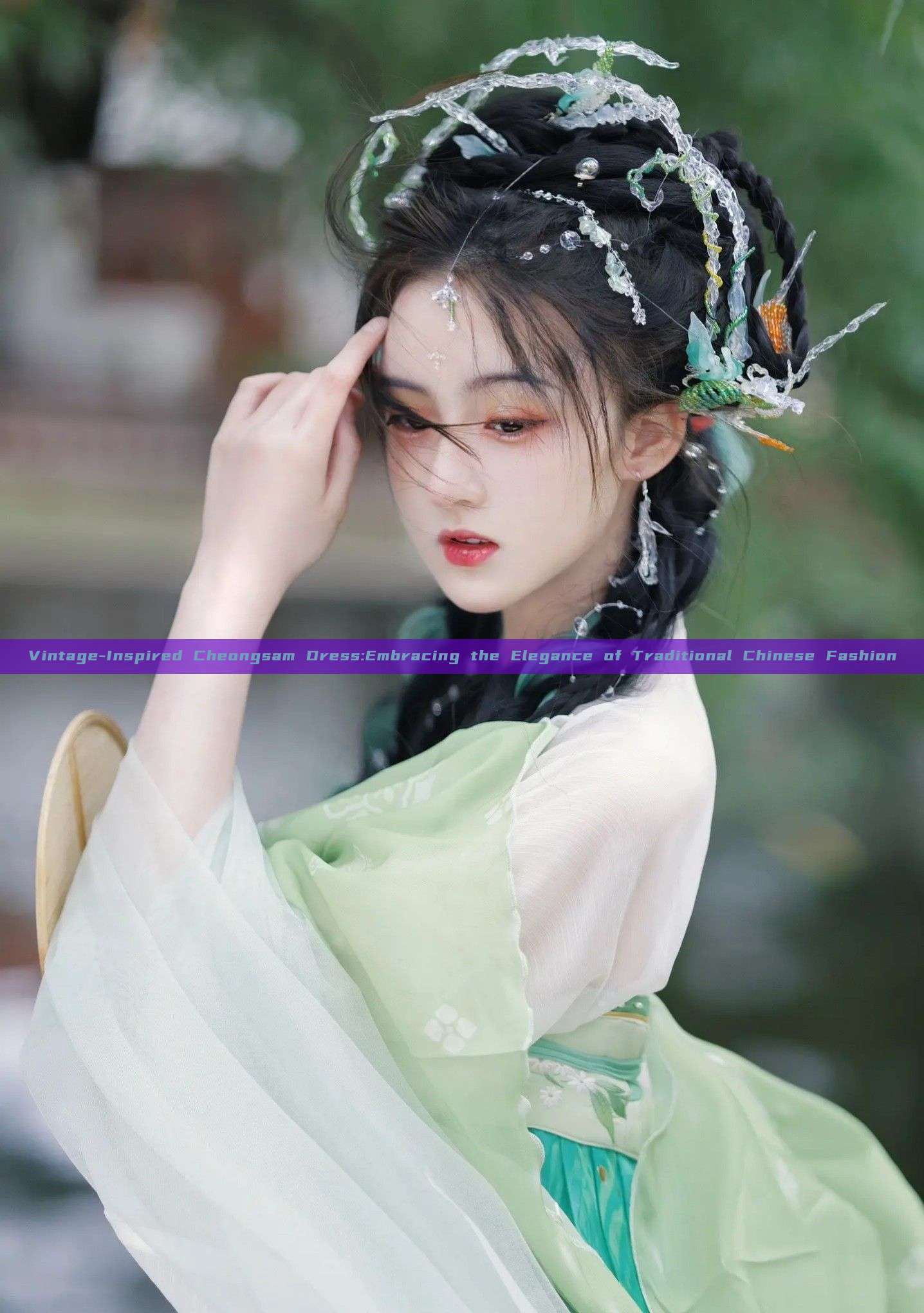 Vintage-Inspired Cheongsam Dress:Embracing the Elegance of Traditional Chinese Fashion