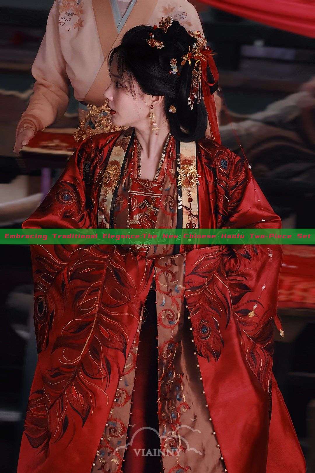 Embracing Traditional Elegance:The New Chinese Hanfu Two-Piece Set Embracing Traditional Elegance:The New Chinese Hanfu Two-Piece Set