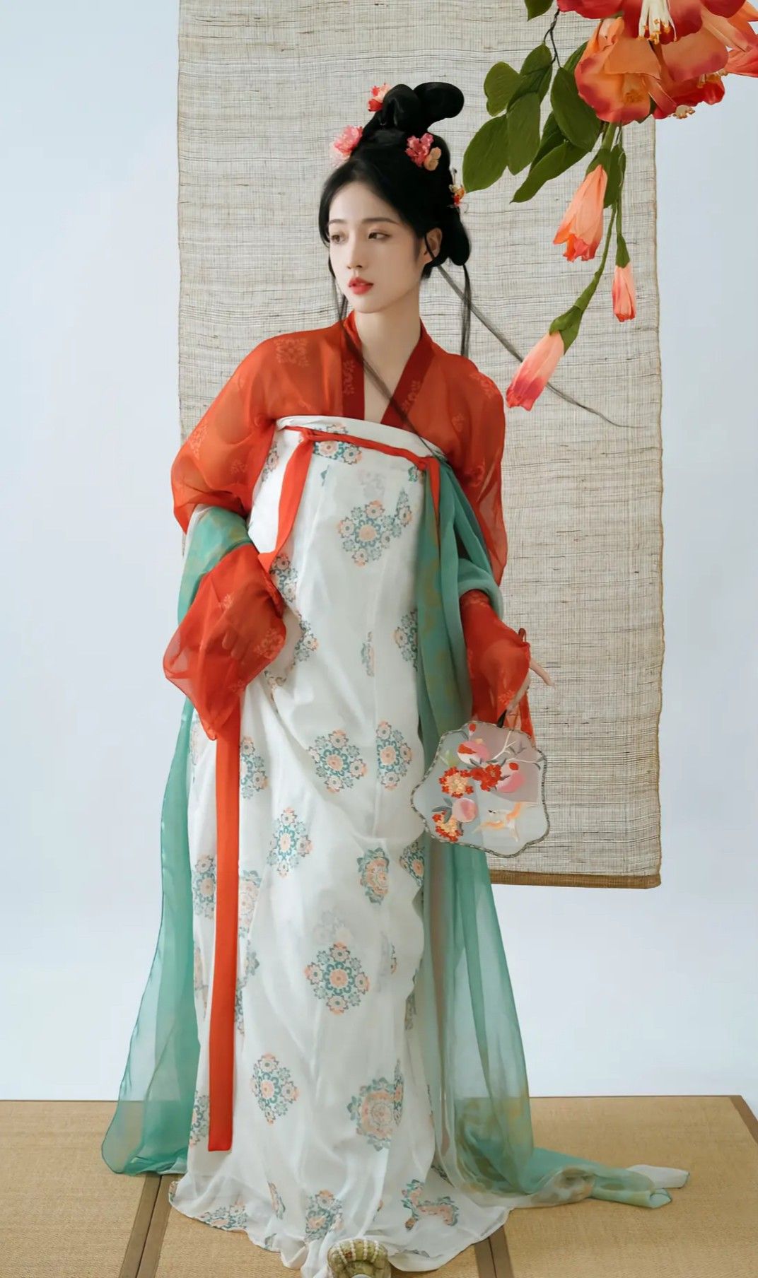 Reinventing Hanfu Style:An Innovative Summer Dress Journey