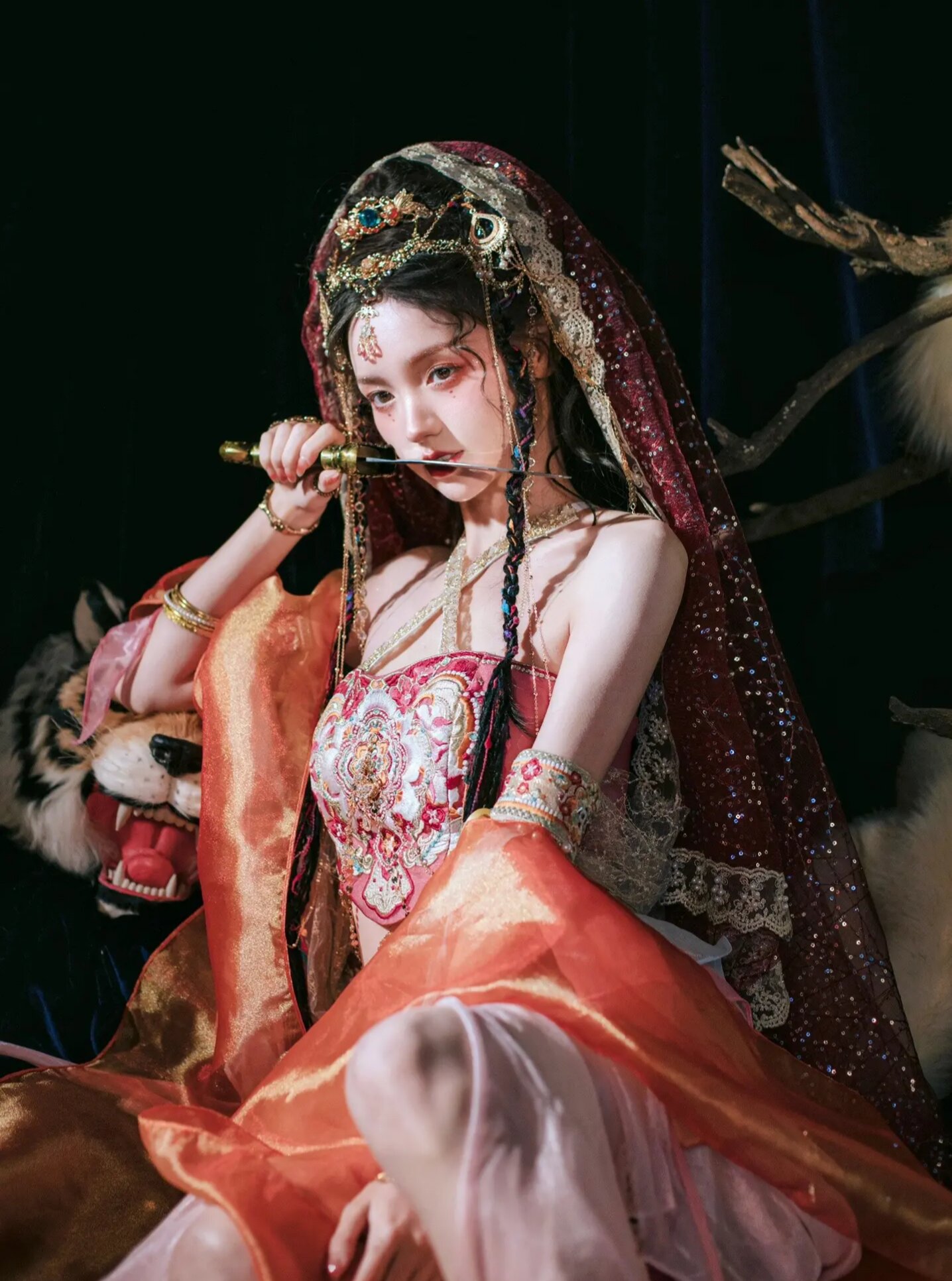 Mid-Autumn Splendor:The Enchantment of Chinese Traditional Dress for Women Mid-Autumn Splendor:The Enchantment of Chinese Traditional Dress for Women