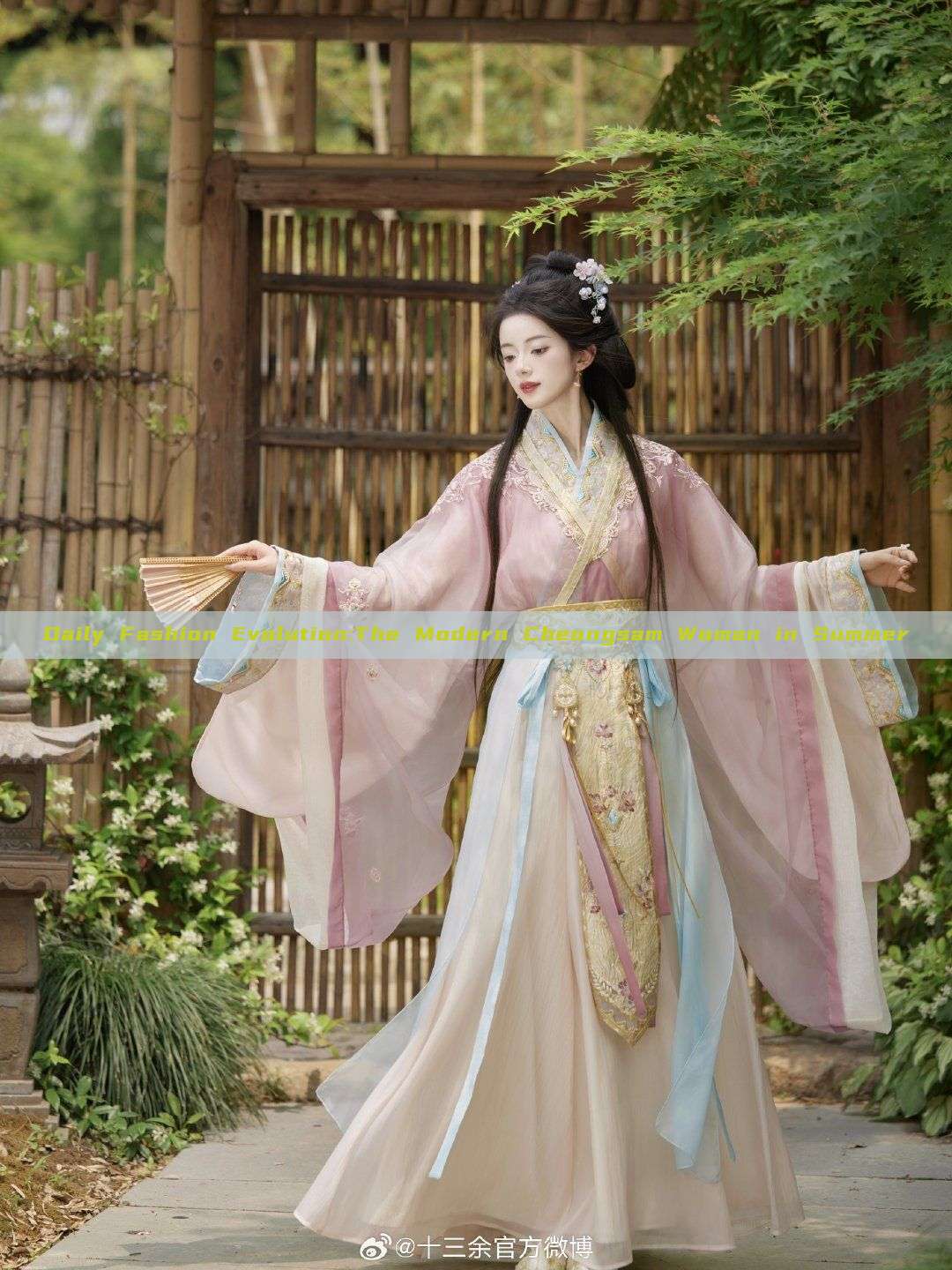 Daily Fashion Evolution:The Modern Cheongsam Woman in Summer Daily Fashion Evolution:The Modern Cheongsam Woman in Summer