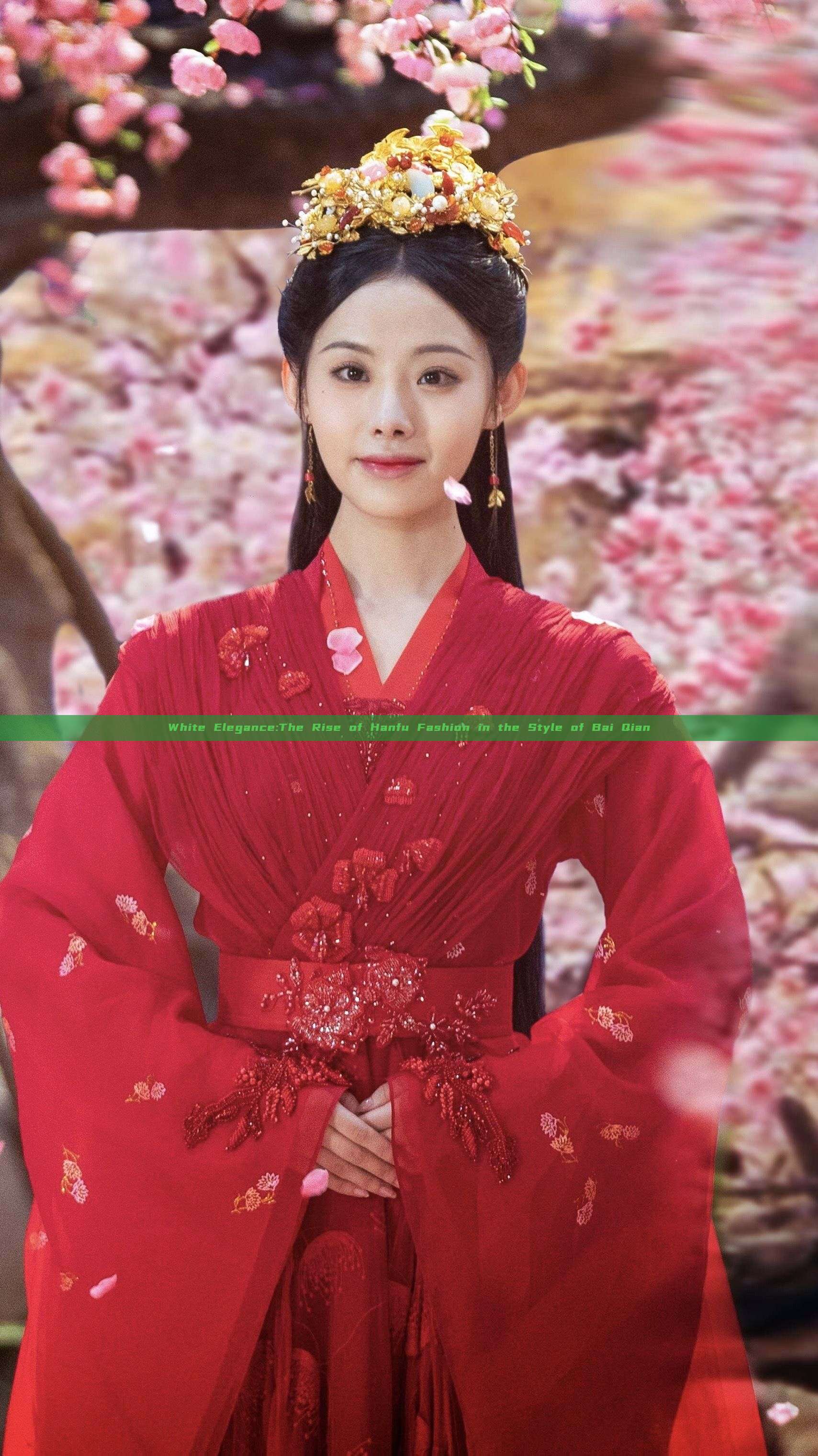 White Elegance:The Rise of Hanfu Fashion in the Style of Bai Qian