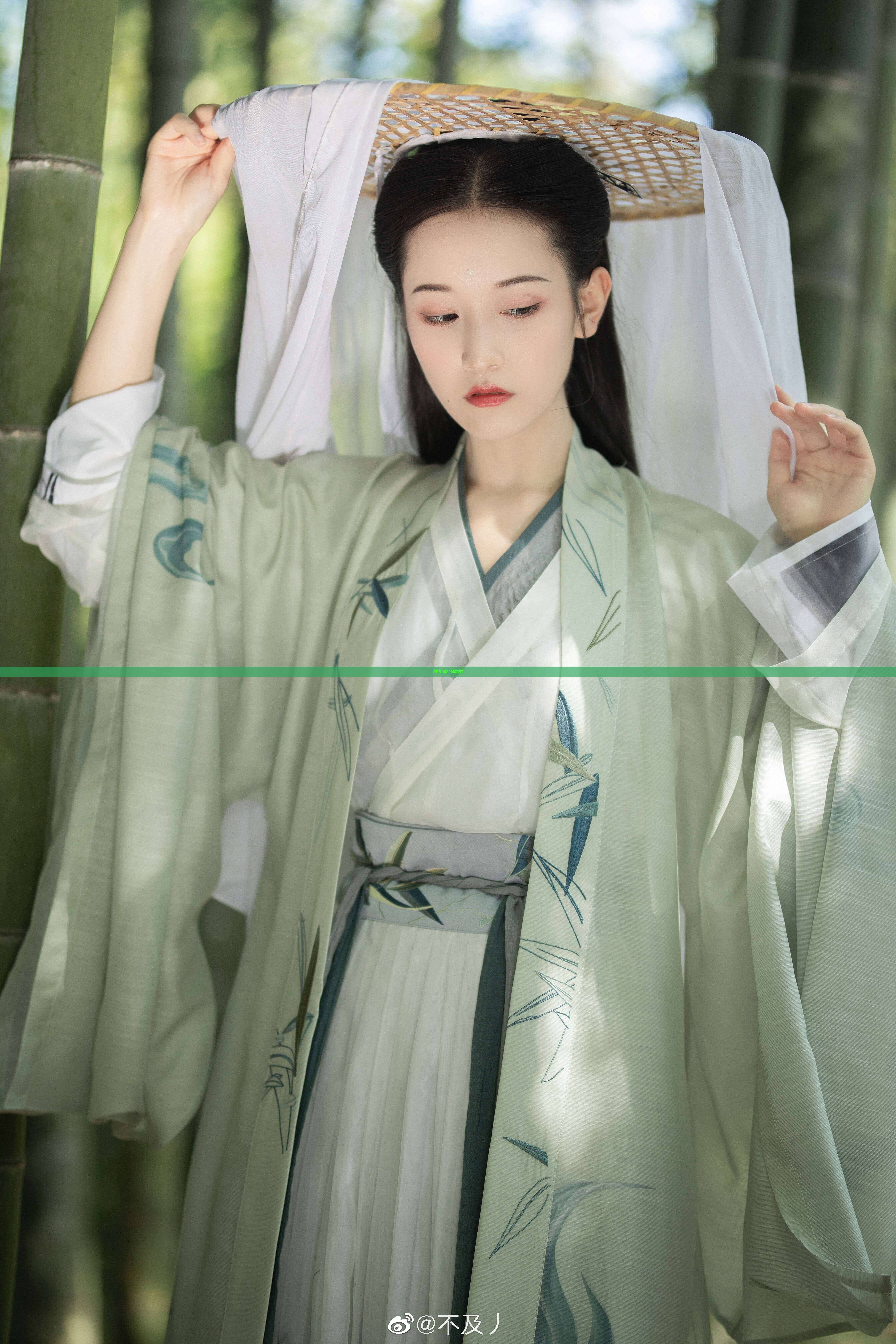 拜年服马面裙