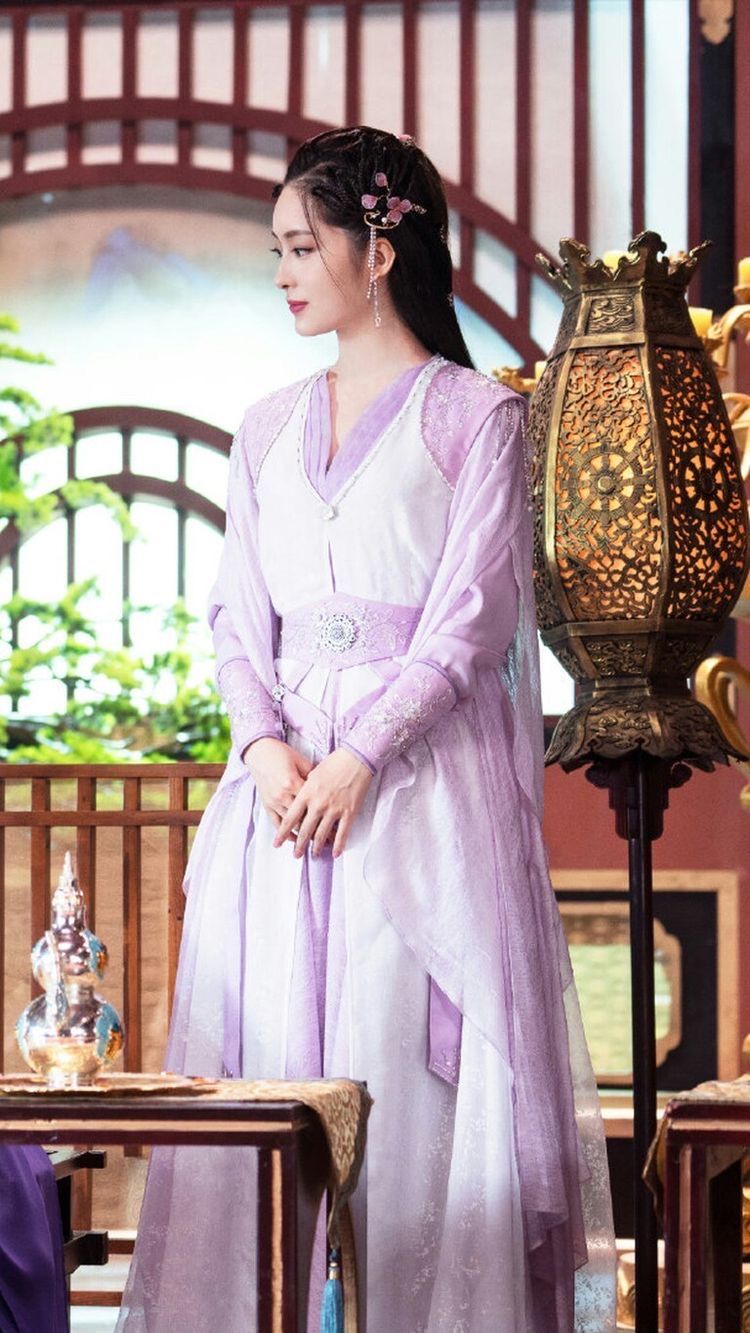 Elegant Summer Womens Traditional Chinese Hanfu Costumes:A Journey Through Ancient Times