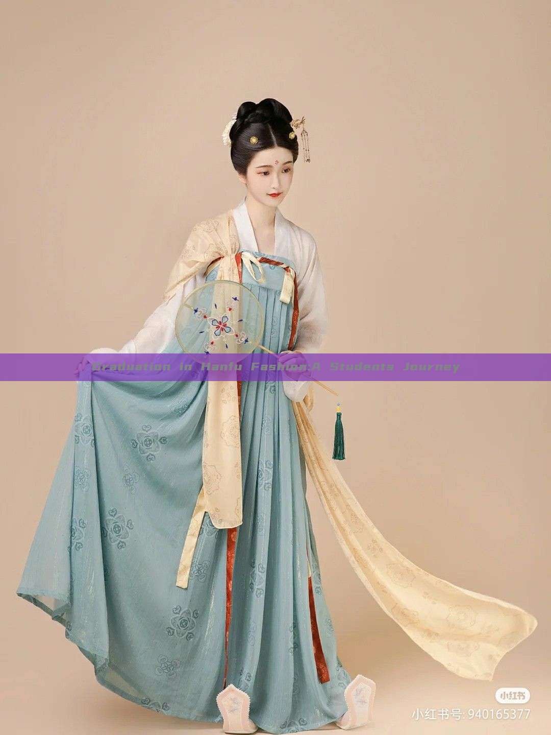 Graduation in Hanfu Fashion:A Students Journey Graduation in Hanfu Fashion:A Students Journey