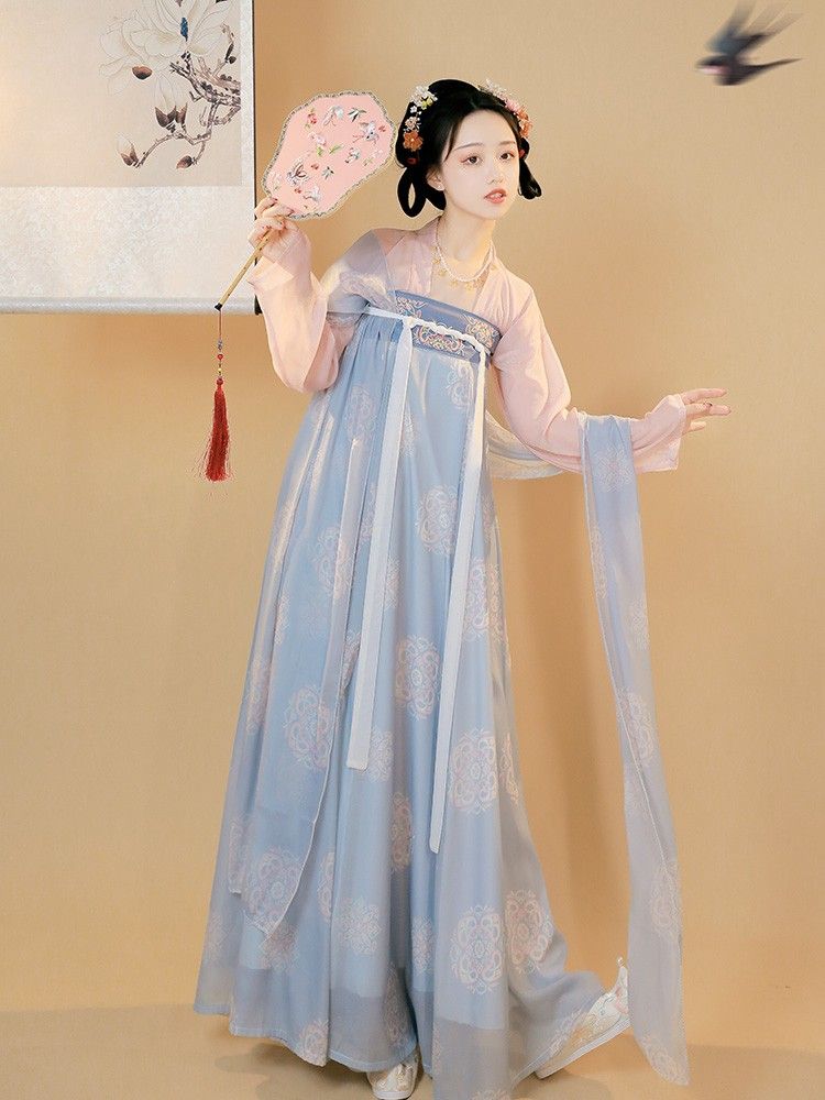Winter Fashion for Little Girls:The Charm of Hanfu Maomin Skirt Winter Fashion for Little Girls:The Charm of Hanfu Maomin Skirt