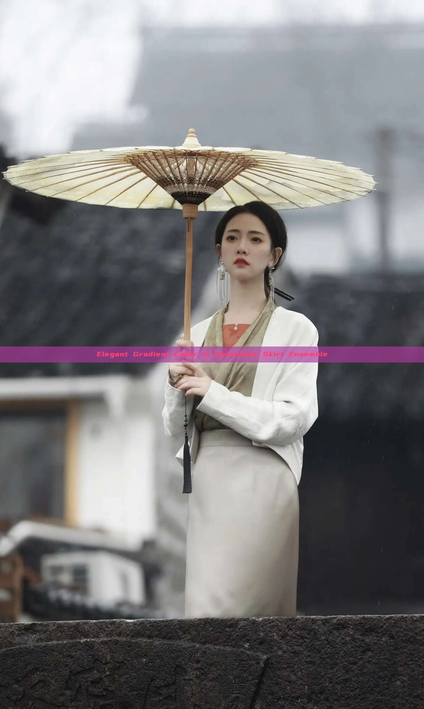 Elegant Gradient Color in Horseface Skirt Ensemble