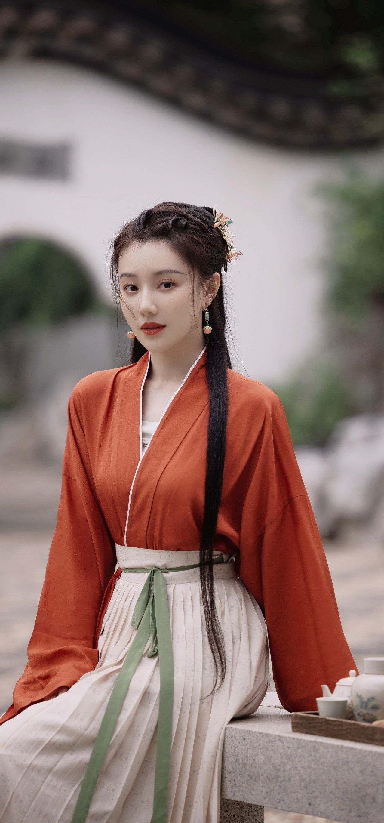 Earrings as a Fashion Statement in the Context of Cheongsam Accessories Earrings as a Fashion Statement in the Context of Cheongsam Accessories