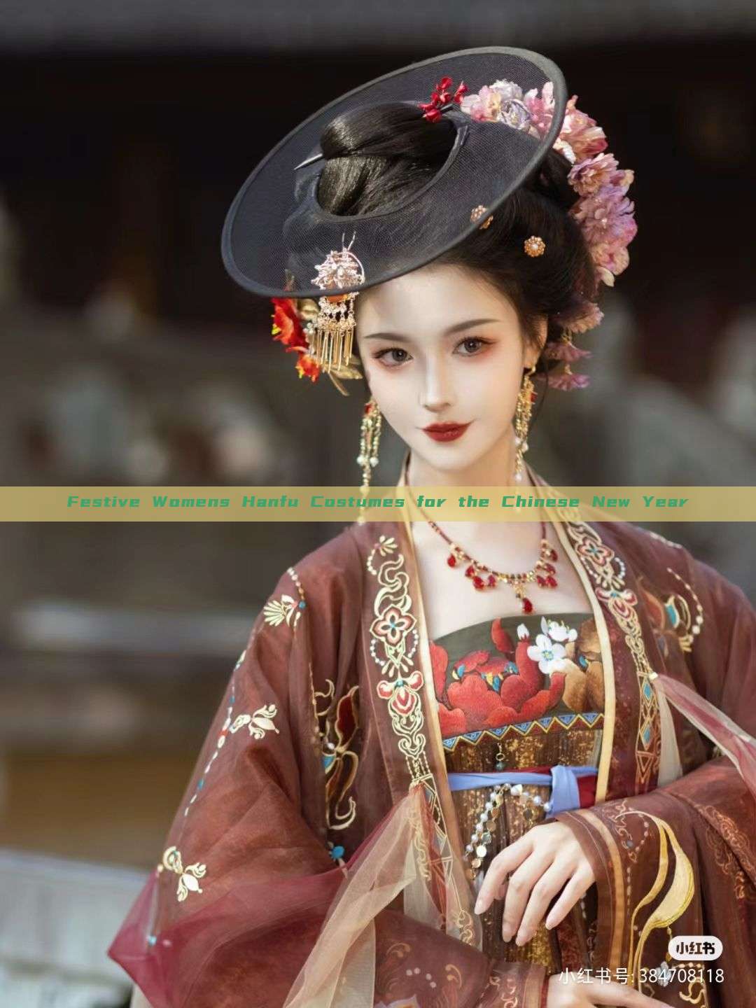 Festive Womens Hanfu Costumes for the Chinese New Year Festive Womens Hanfu Costumes for the Chinese New Year