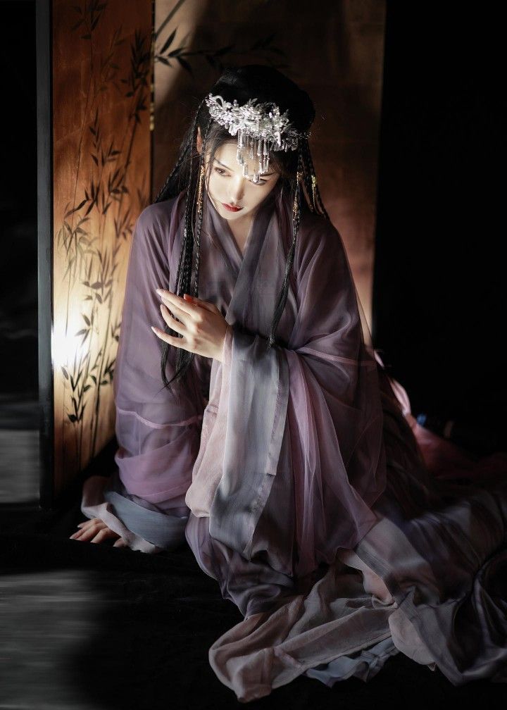 Ancient-Style Hanfu Caps:A Journey into Traditional Chinese Hat Craftsmanship Ancient-Style Hanfu Caps:A Journey into Traditional Chinese Hat Craftsmanship
