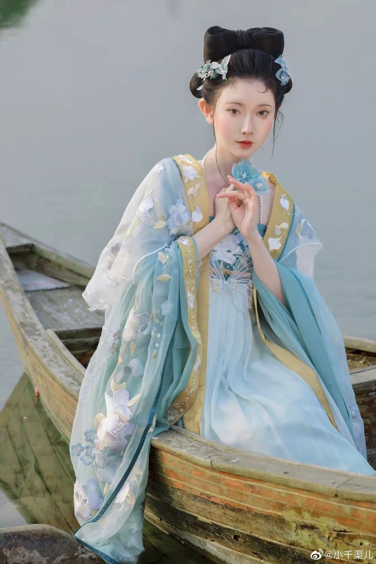 Traditional Charm Meets Modern Grace:The Rise of Chinese-Style Cheongsam Skirts for Girls