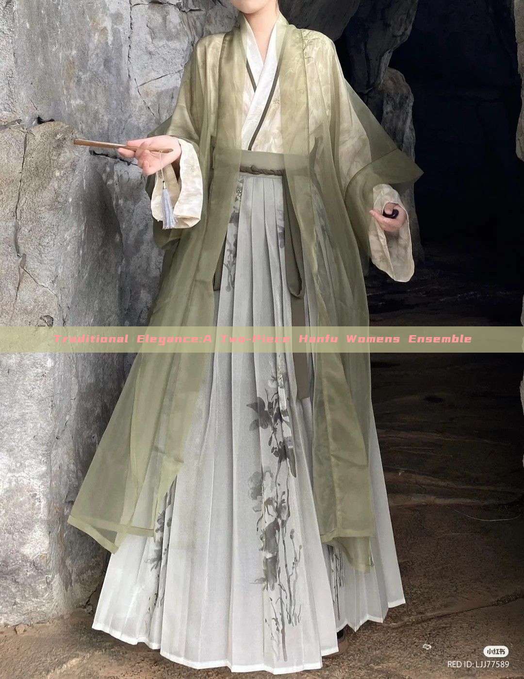 Traditional Elegance:A Two-Piece Hanfu Womens Ensemble Traditional Elegance:A Two-Piece Hanfu Womens Ensemble