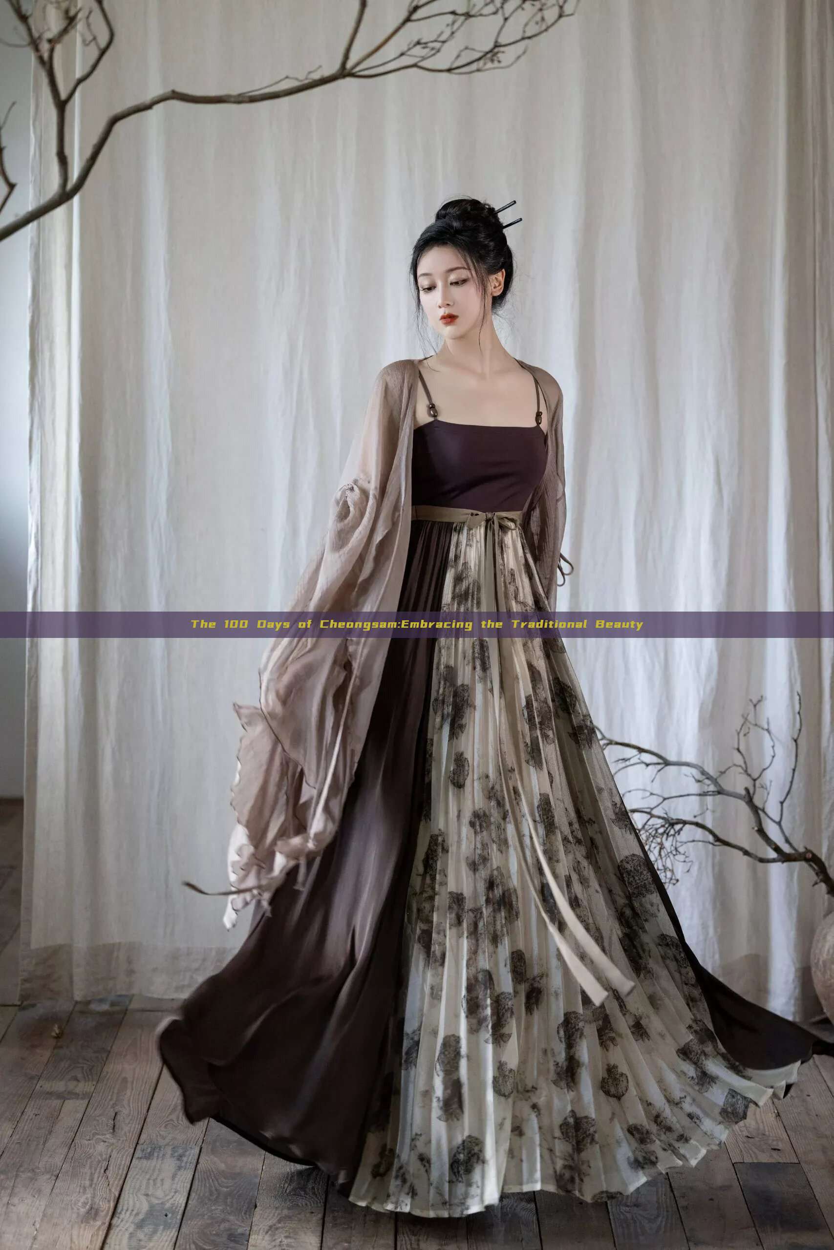 The 100 Days of Cheongsam:Embracing the Traditional Beauty The 100 Days of Cheongsam:Embracing the Traditional Beauty
