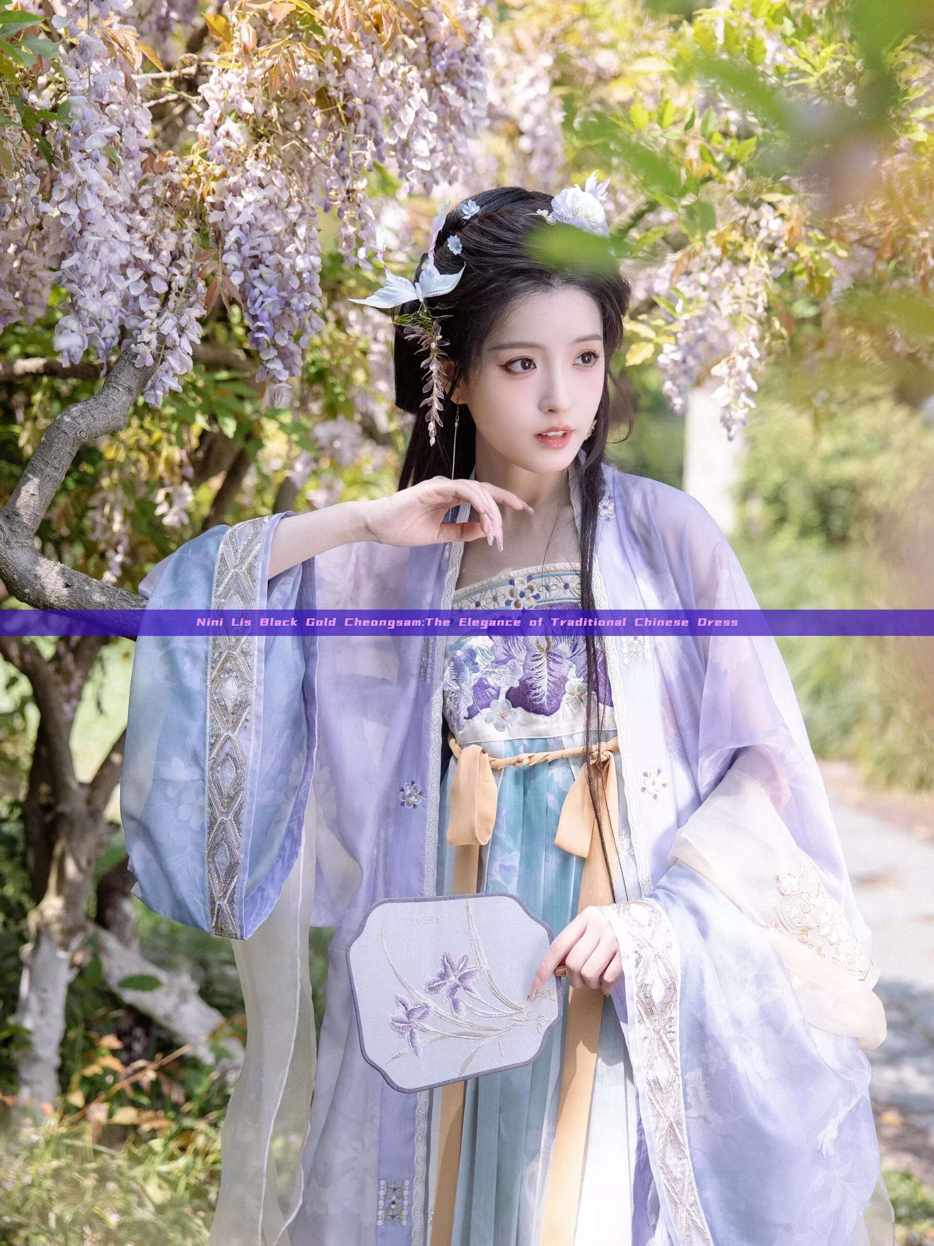 Nini Lis Black Gold Cheongsam:The Elegance of Traditional Chinese Dress Nini Lis Black Gold Cheongsam:The Elegance of Traditional Chinese Dress