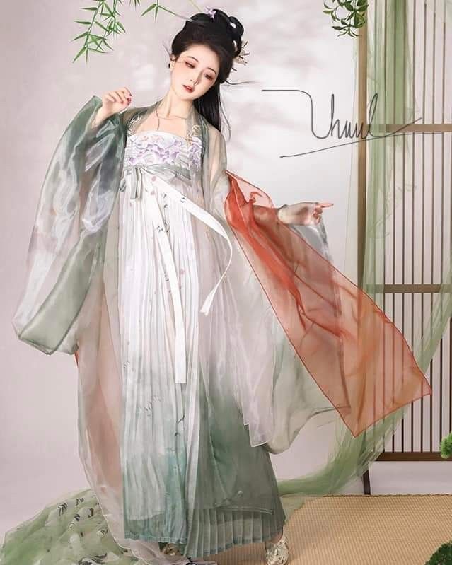 Hanfu Hair Bands and Wigs for Children:Embracing Traditional Beauty in Modern Times Hanfu Hair Bands and Wigs for Children:Embracing Traditional Beauty in Modern Times