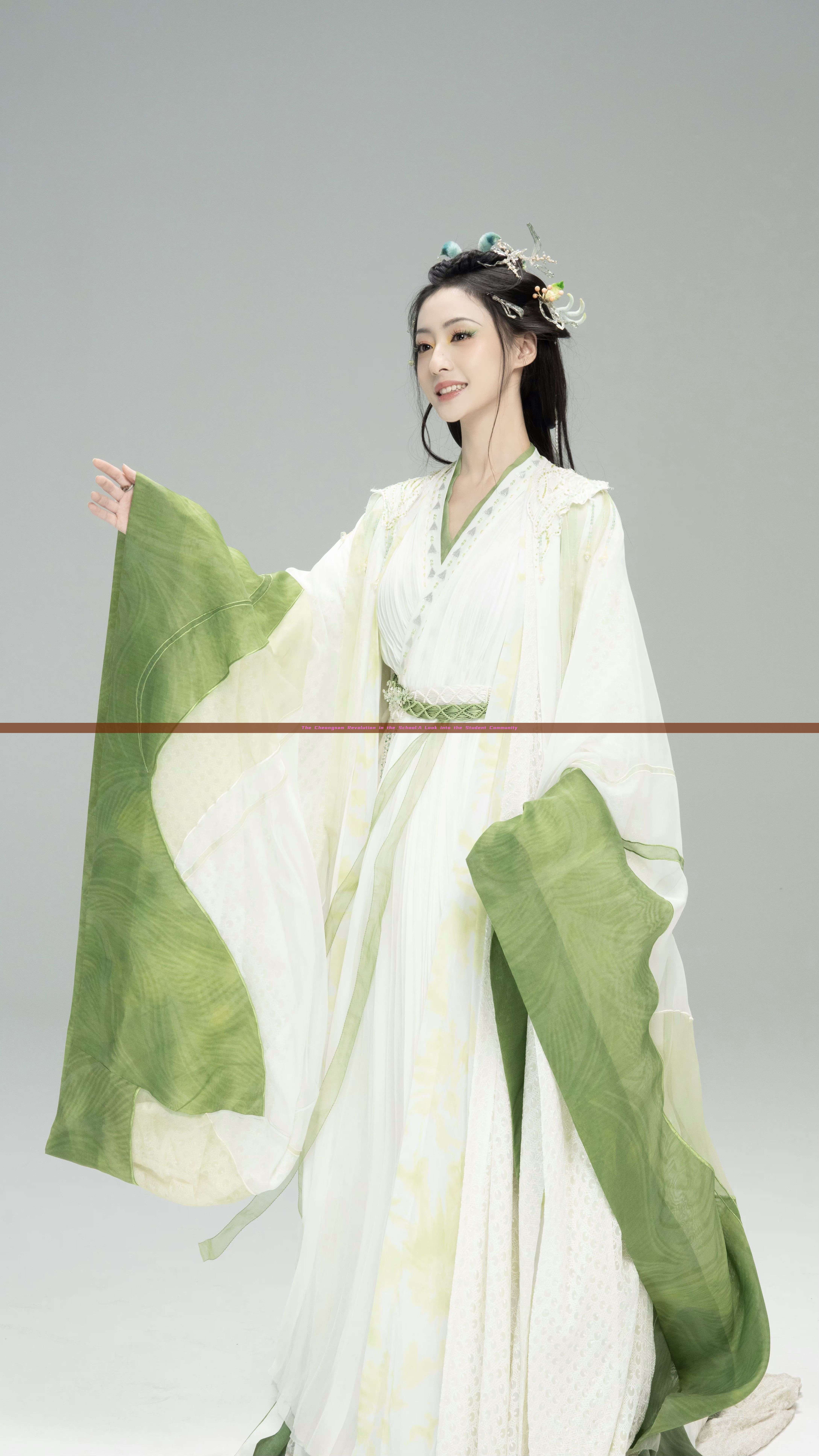The Cheongsam Revolution in the School:A Look into the Student Community