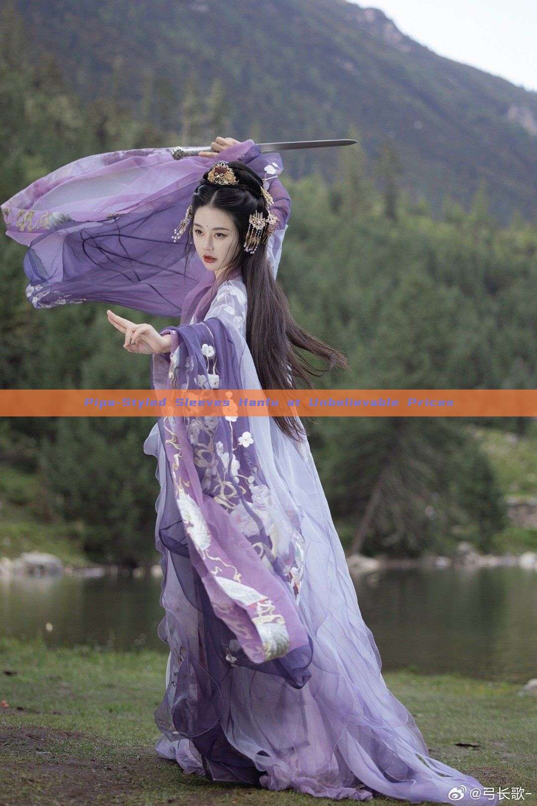 Pipa-Styled Sleeves Hanfu at Unbelievable Prices