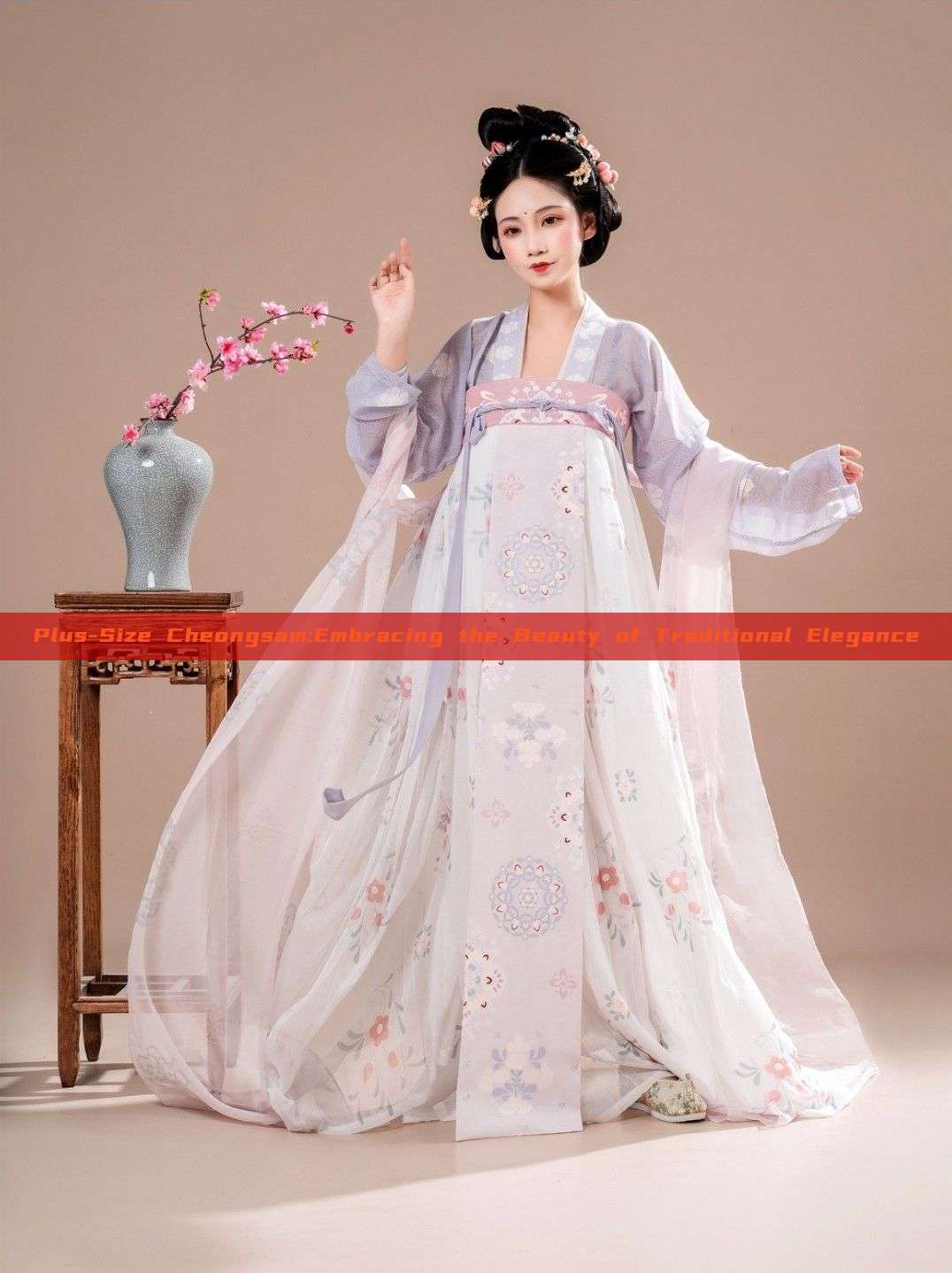 Plus-Size Cheongsam:Embracing the Beauty of Traditional Elegance