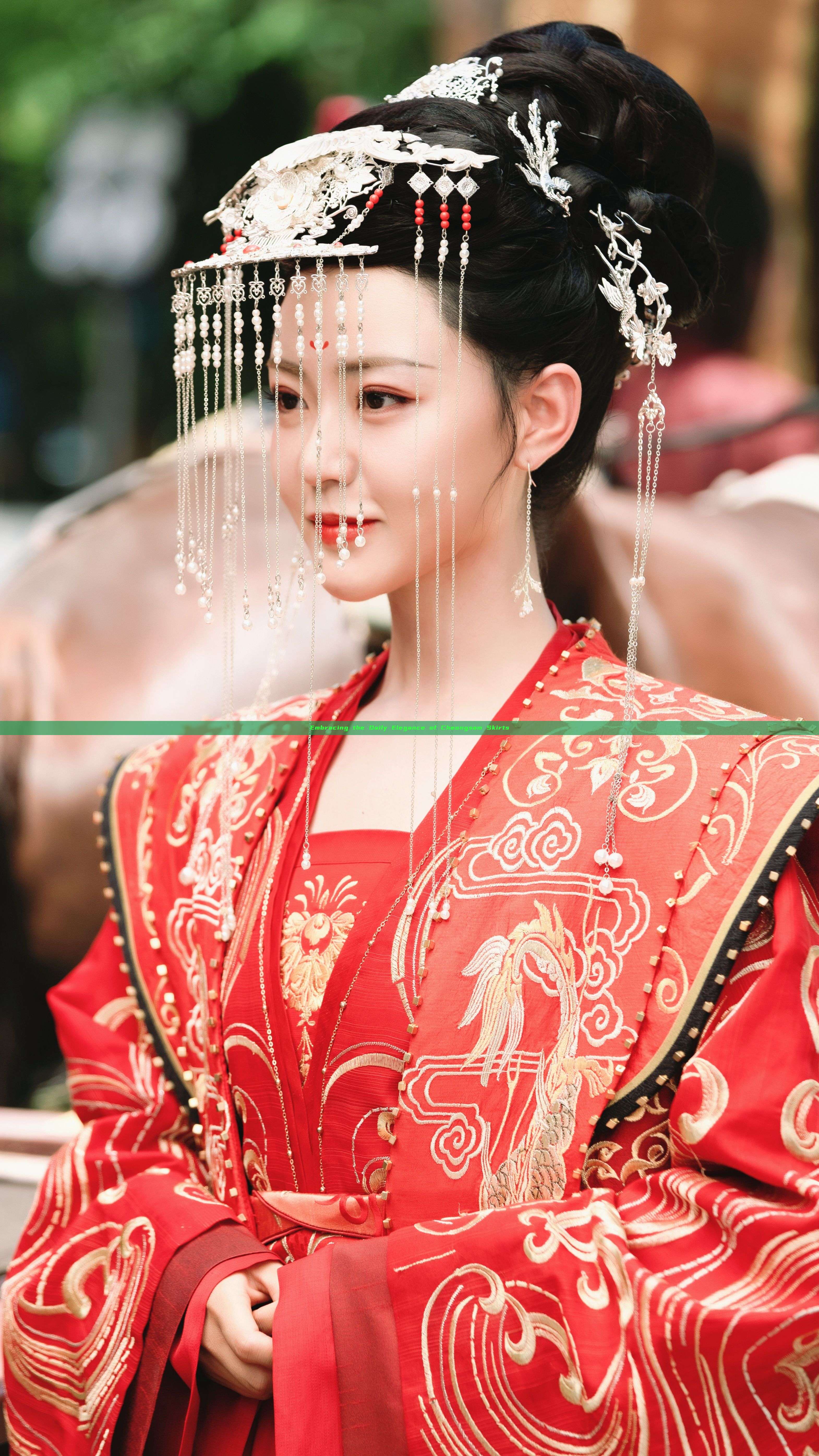 Embracing the Daily Elegance of Cheongsam Skirts Embracing the Daily Elegance of Cheongsam Skirts
