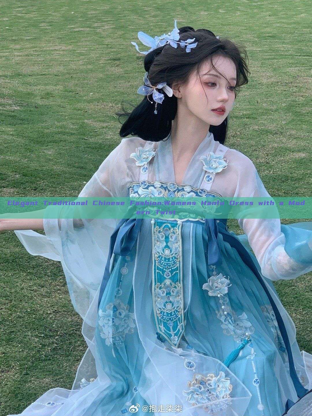 Elegant Traditional Chinese Fashion:Womens Hanfu Dress with a Modern Twist Elegant Traditional Chinese Fashion:Womens Hanfu Dress with a Modern Twist