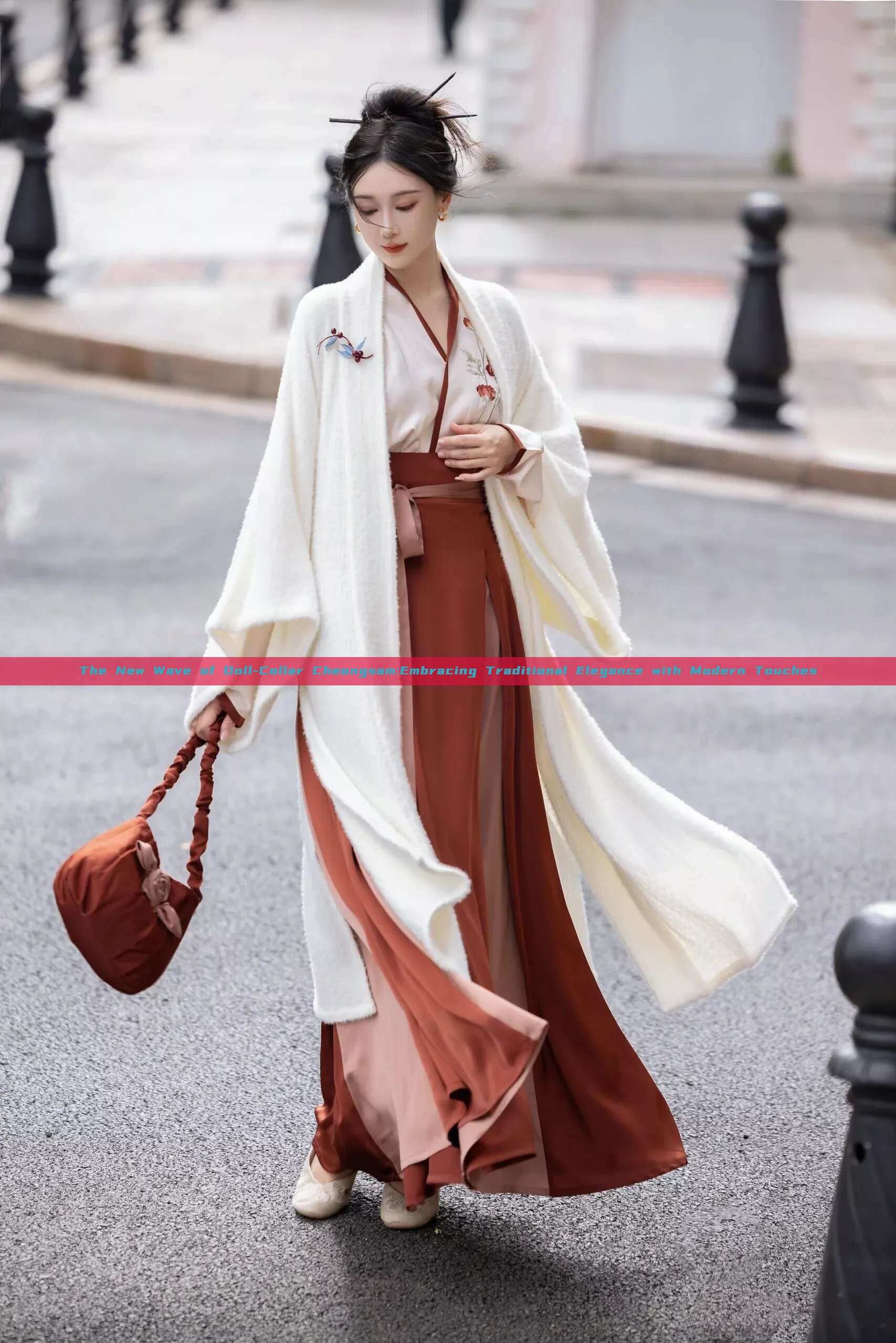 The New Wave of Doll-Collar Cheongsam:Embracing Traditional Elegance with Modern Touches The New Wave of Doll-Collar Cheongsam:Embracing Traditional Elegance with Modern Touches