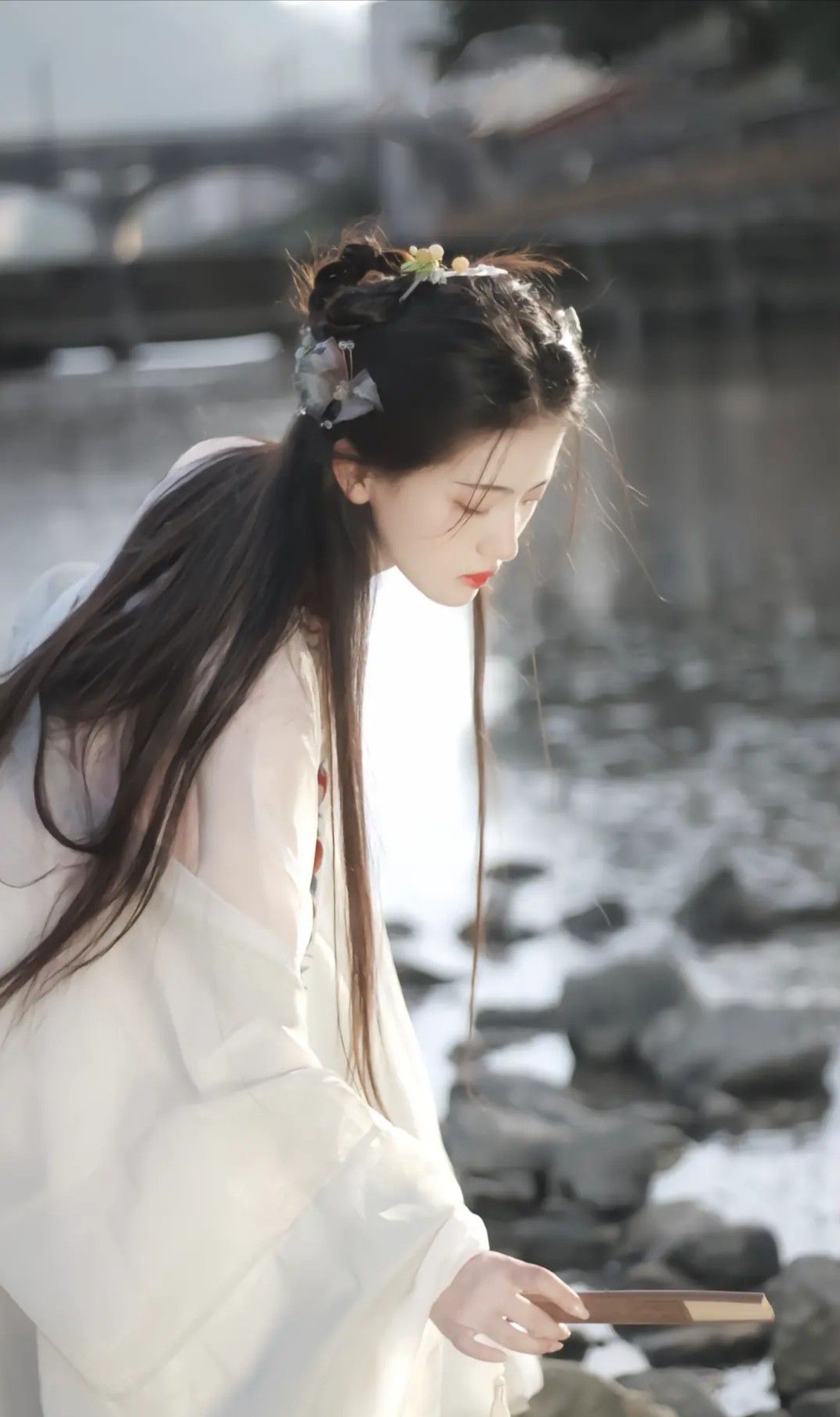 Reinventing the Cheongsam:A Youthful,Modern Twist for Teen Girls