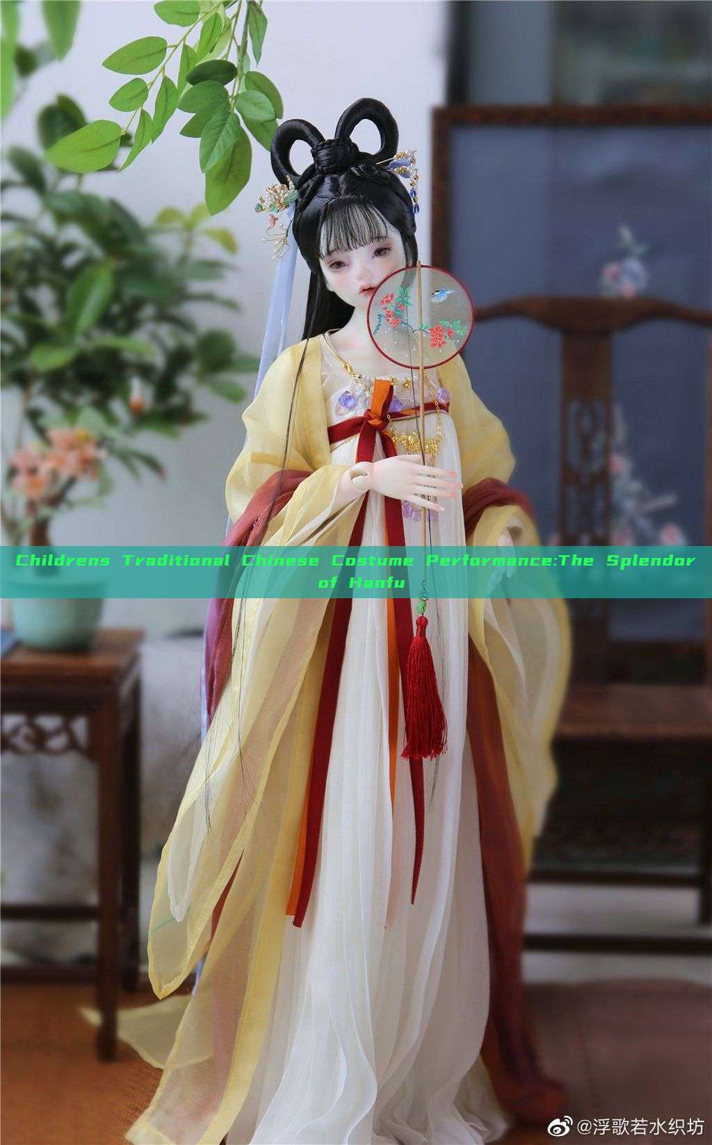 Childrens Traditional Chinese Costume Performance:The Splendor of Hanfu Childrens Traditional Chinese Costume Performance:The Splendor of Hanfu