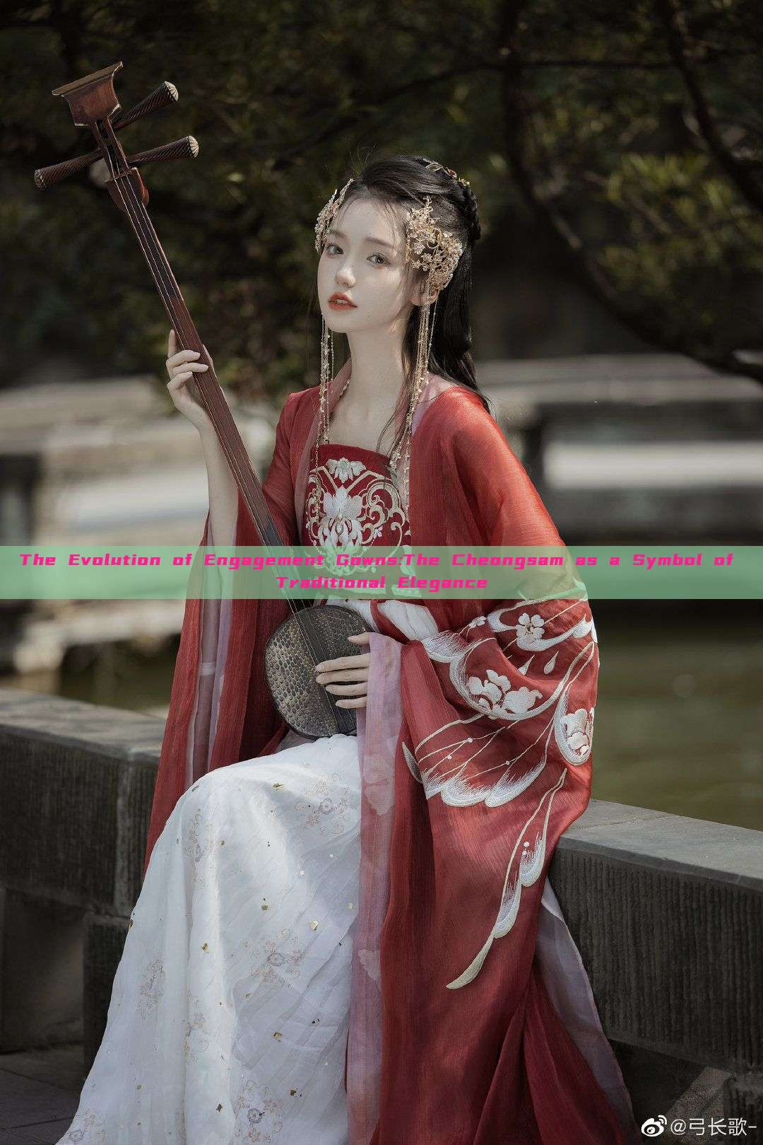 The Evolution of Engagement Gowns:The Cheongsam as a Symbol of Traditional Elegance