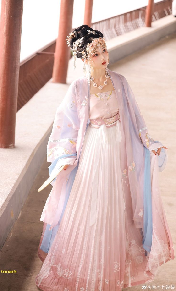 Qipao Maternity-Child Matching Fashion 2021:The Newest Trends in Traditional Elegance