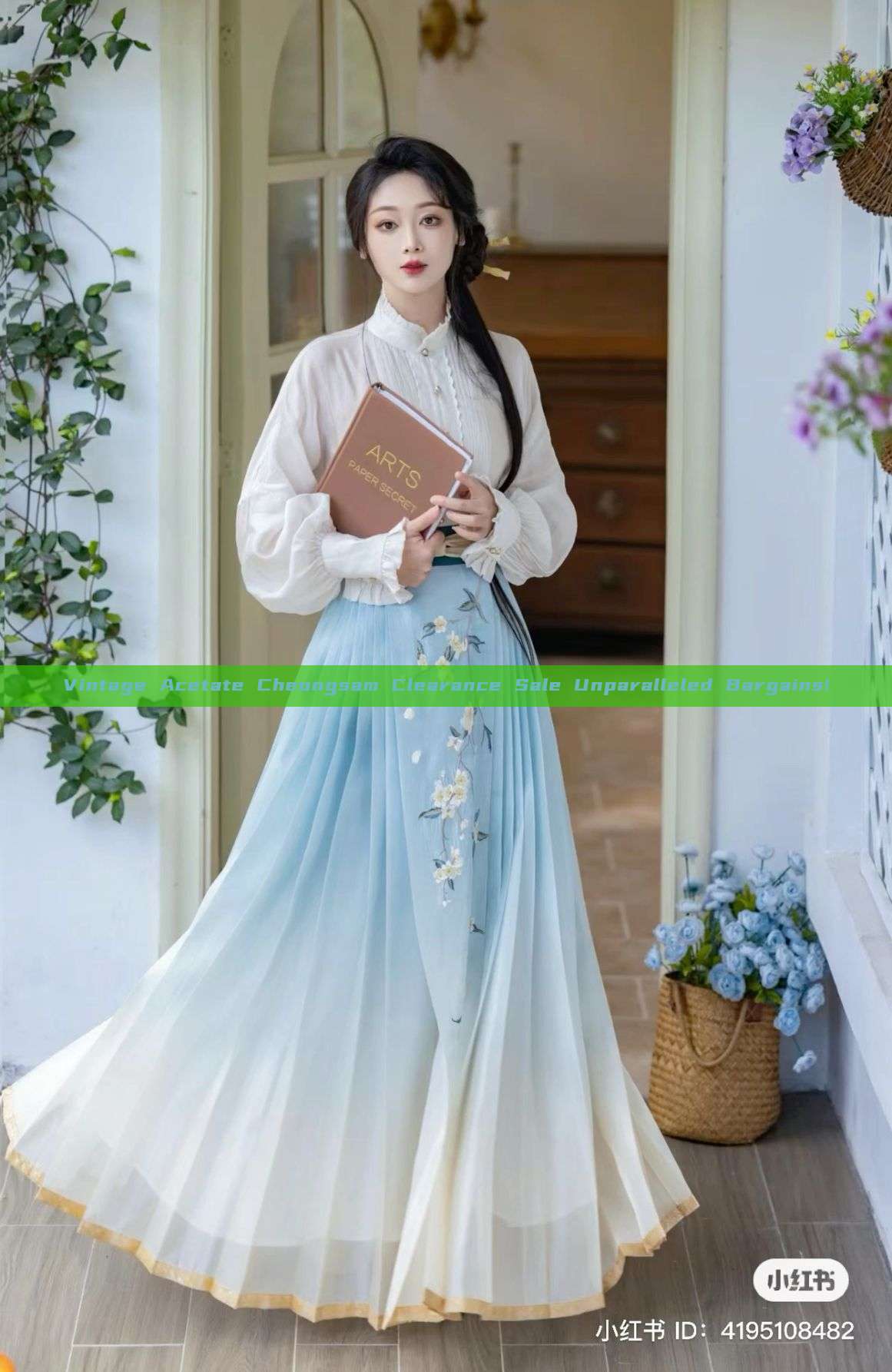 Vintage Acetate Cheongsam Clearance Sale Unparalleled Bargains! Vintage Acetate Cheongsam Clearance Sale Unparalleled Bargains!